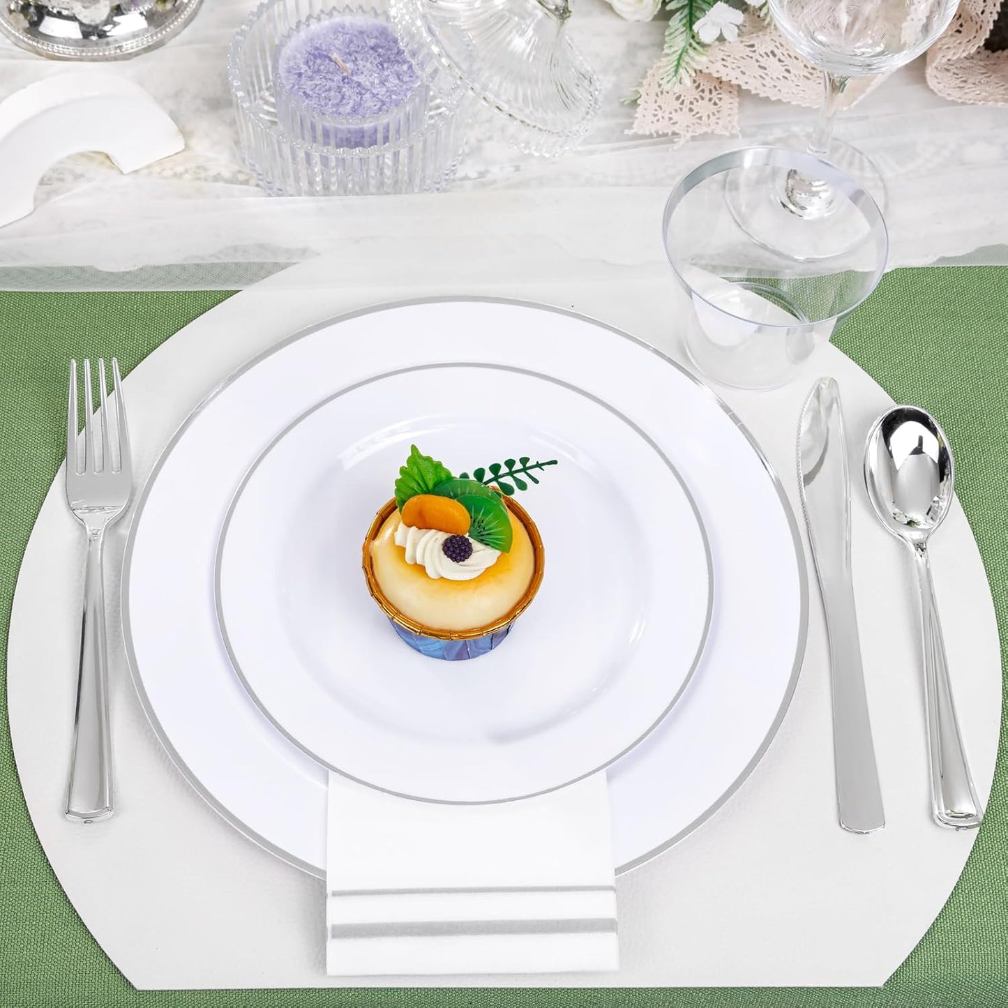 SUT 175 Piece Silver and White Plastic Dinnerware Set for 25 Guests, Disposable Plastic Plates, Include: 25 Dinner Plates, 25 Dessert Plates, 25 Pre Rolled Napkins with Silver Silverware, 25 Cups