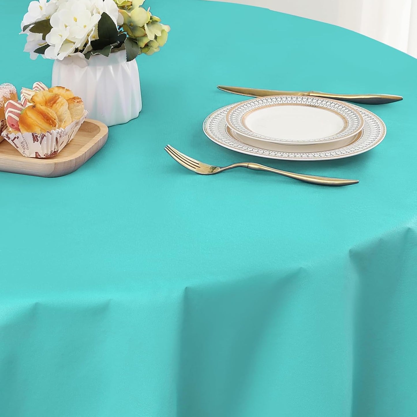 homing Round Vinyl Tablecloth, Waterproof Spillproof Plastic Flannel Backed Table Cloth, Wipe Clean Table Cover for Dining, Buffet Parties and Camping (Teal, 60")
