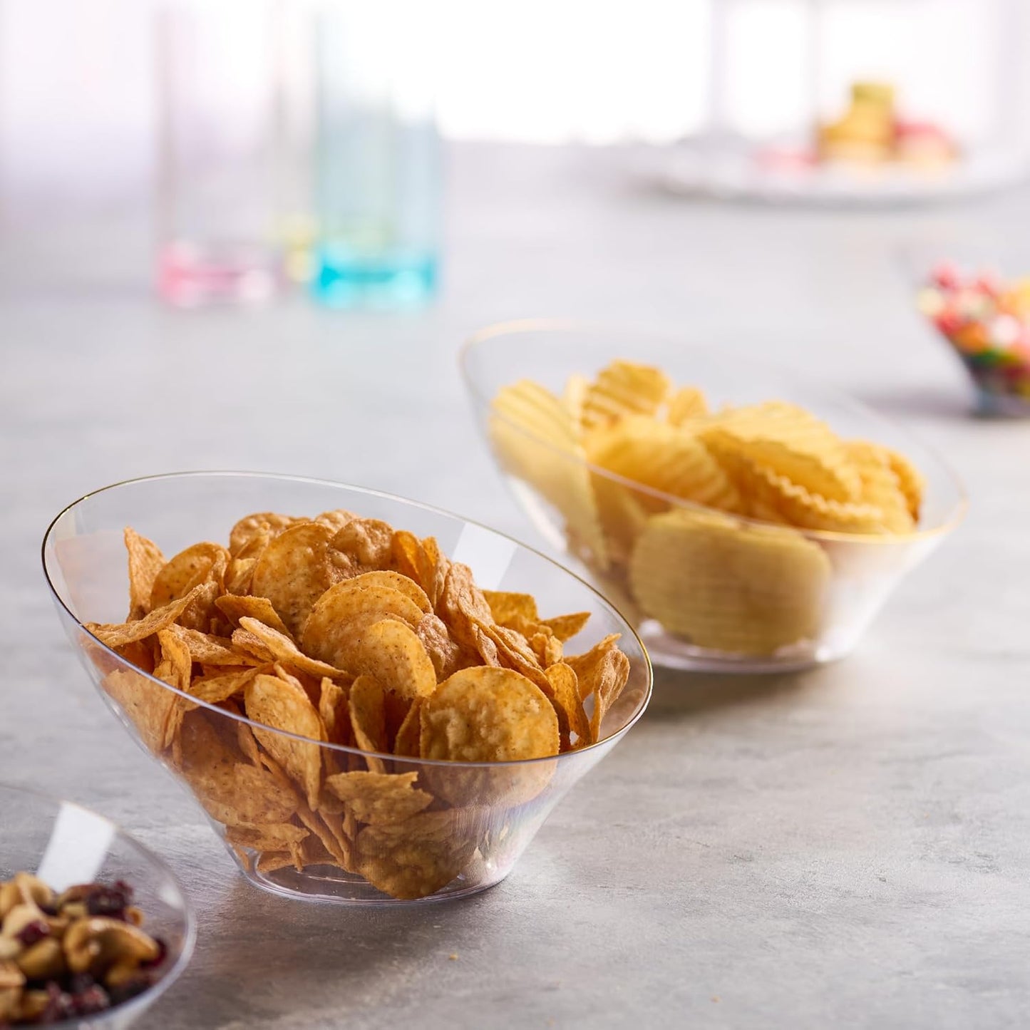 PLASTICPRO Angled Plastic Bowls Disposable Medium Plastic Clear Serving Bowls with Gold Rim for Party for Appetizer Salads Pack of 4