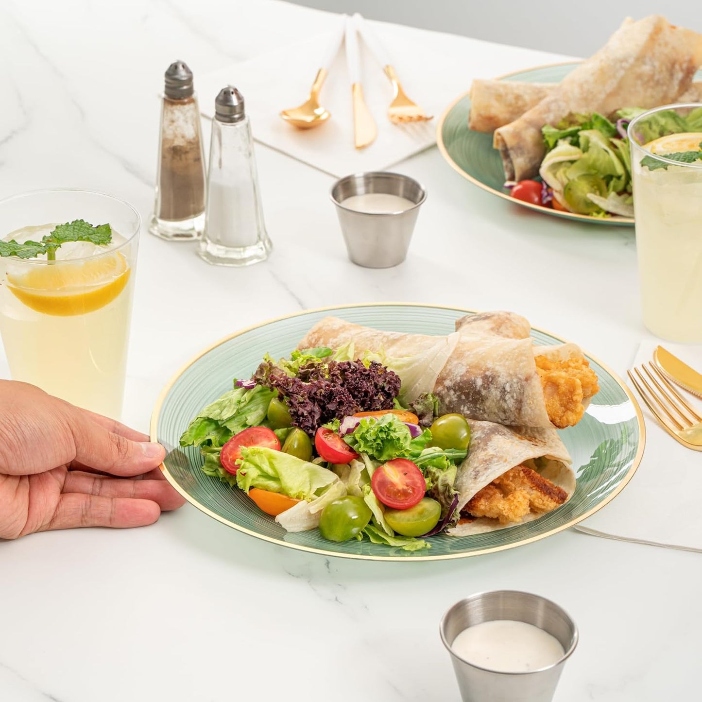 Restaurantware Plastic Plates 100 Pcs 10" Gold Rimmed Disposable Plates Heavy-Duty Green Translucent Rippled Plastic Dinner Servers for Party, Weddings, Salads, Desserts, and Appetizers