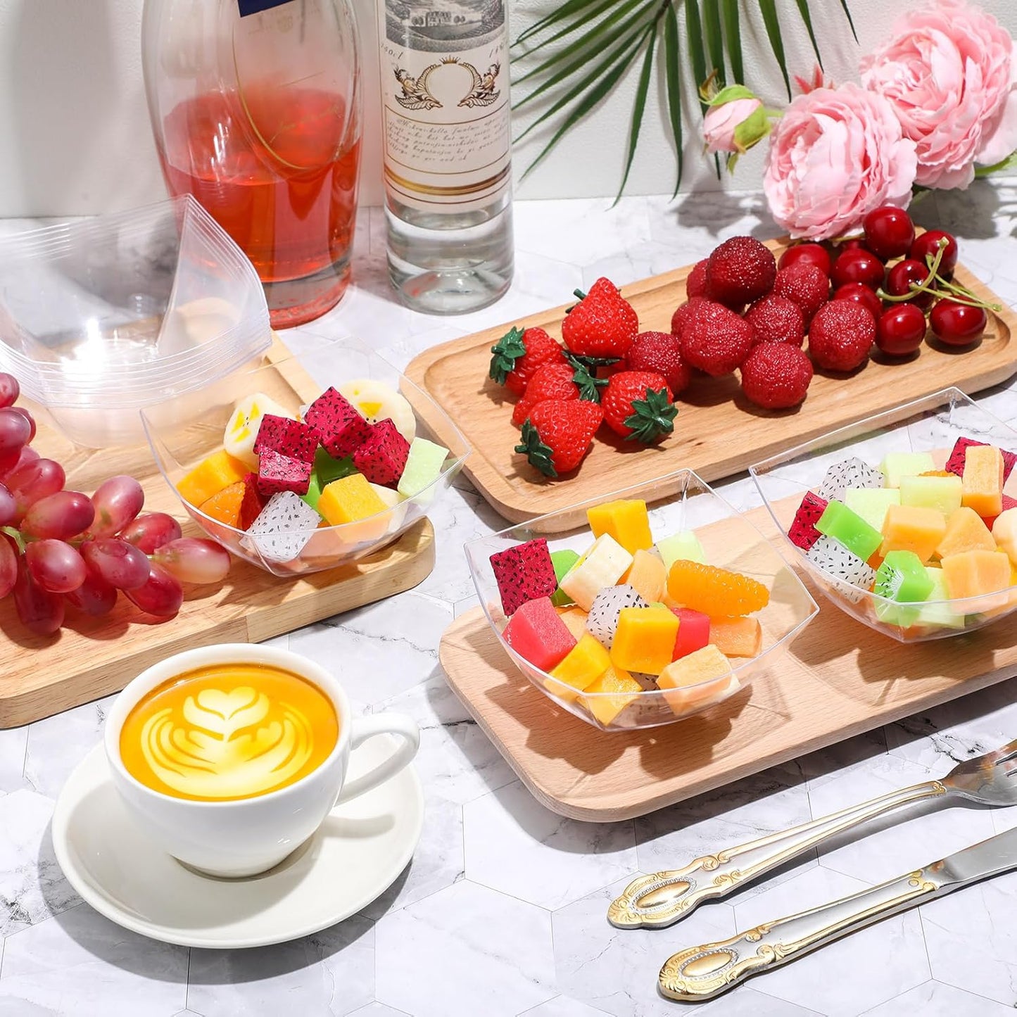 Tanlade 50 Pcs Square Plastic Serving Bowls Disposable Snack Salad Bowl Small Party Candy Bar Containers Taco Bar Serving Dishes for Buffet Chips Fruit(Clear,8 oz)