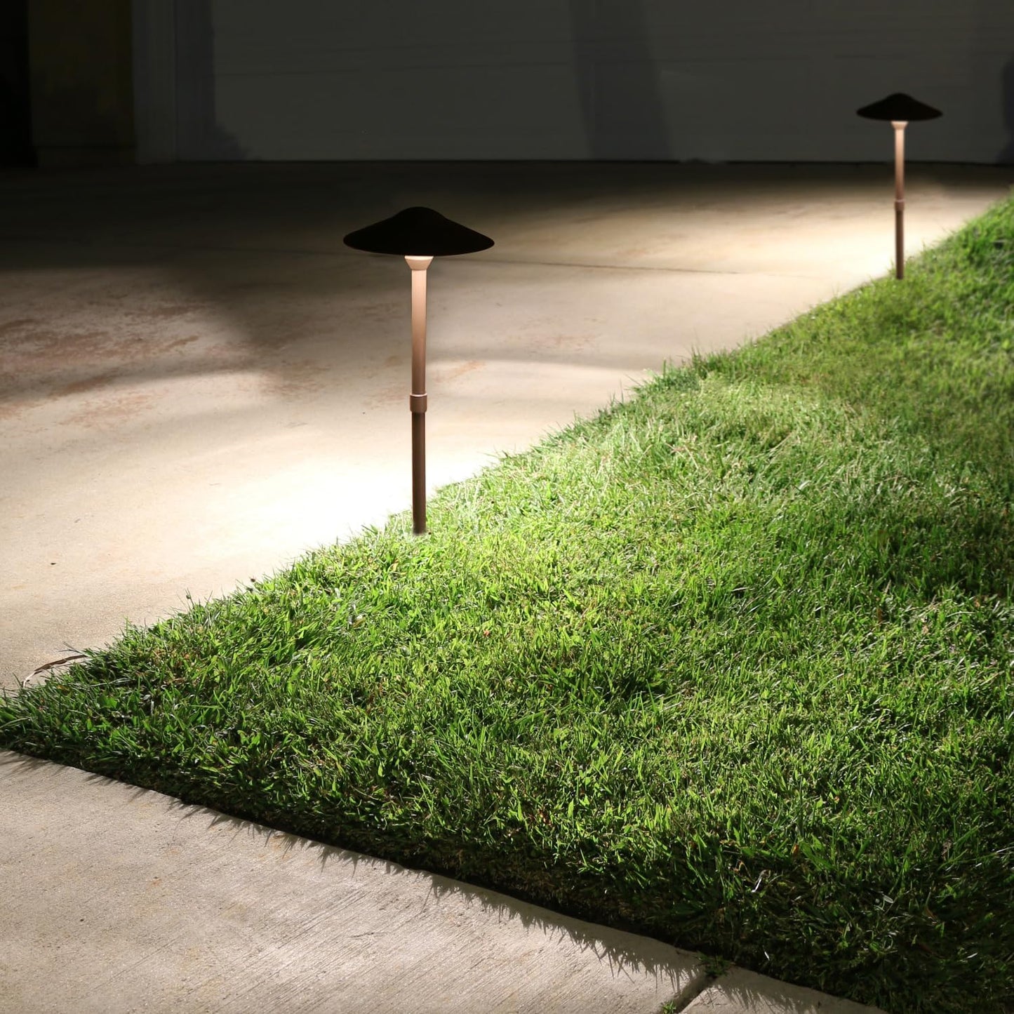 Lumina Lighting® 3W Landscape Lighting 12V Landscape Lights Low Voltage Landscape Path Lights Warm White Waterproof Outdoor Replaceable G4 LED Bulb for Garden Pathway Lawn Yard (Bronze, 8-Pack)