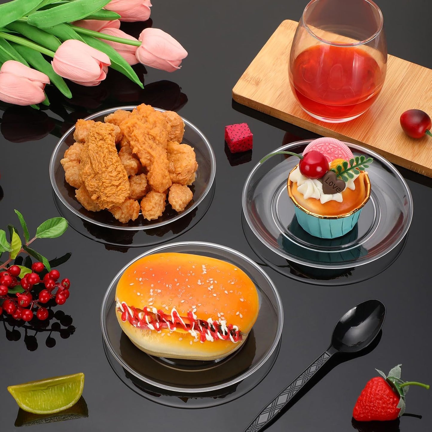 Mimorou Clear Plastic Dessert Plates 5.5 Inch Disposable Cake Plates Small Party Dishes Bulk Clear Round Dishes for Wedding Dinner Appetizers BBQ Travel Catering Events(100 Pcs)