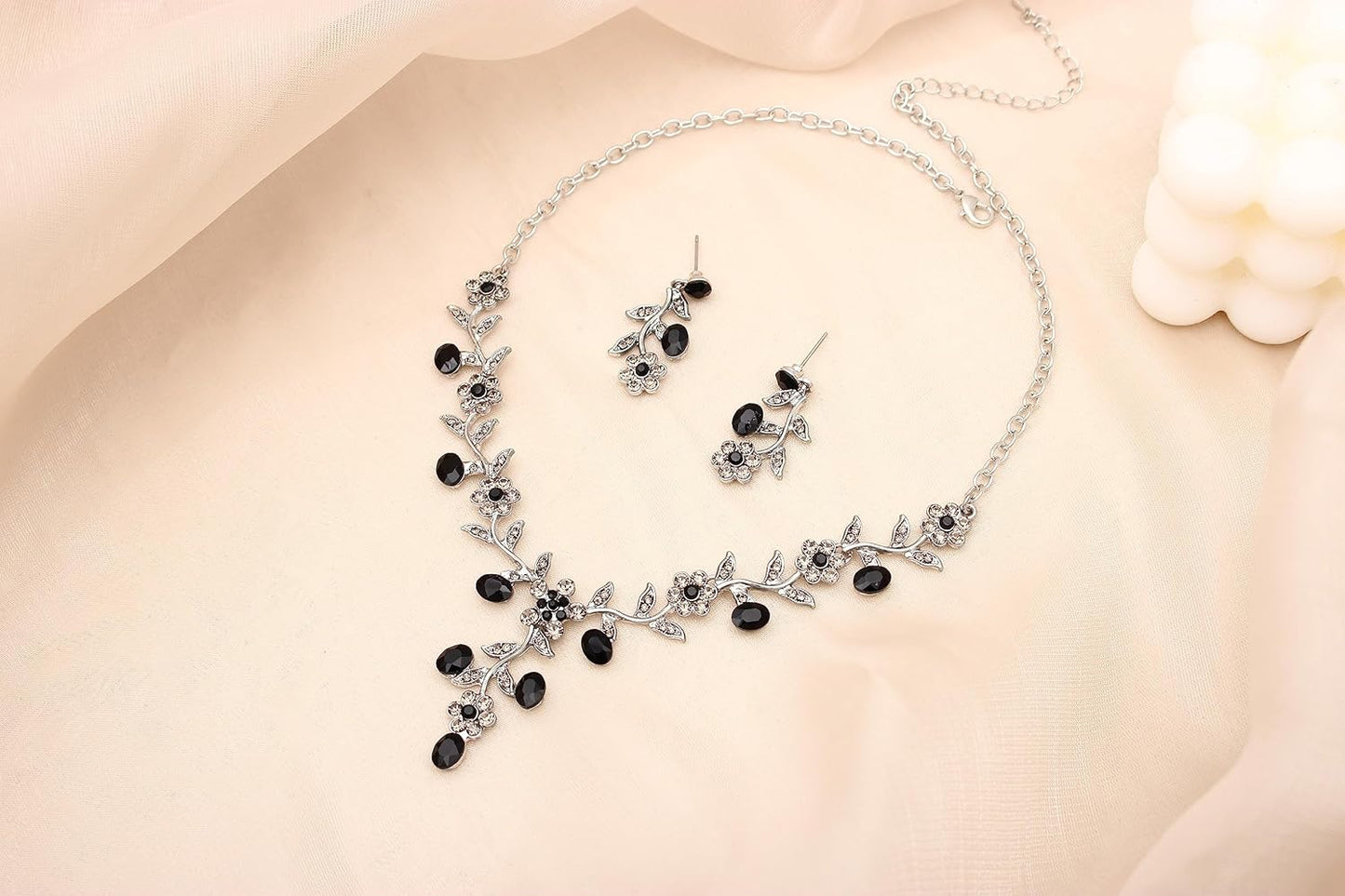 SFE Elegant Austrian Crystal Bridal Bridesmaid Wedding Jewelry Flower Leaf Necklace Dangle Earrings Link Bracelet Jewelry Set for Women