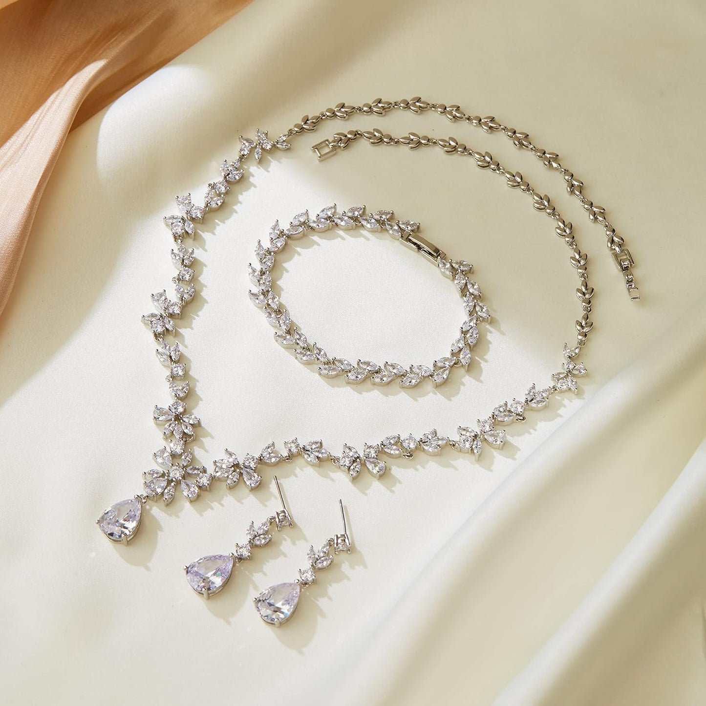 Crysdue Wedding Jewelry Set for Women, Floral Leaf Vine Teardrop Necklace Dangle Earrings Bracelet and Hair Comb, Cubic Zirconia Elegant Party Prom Jewellery for Bridal Bridesmaid