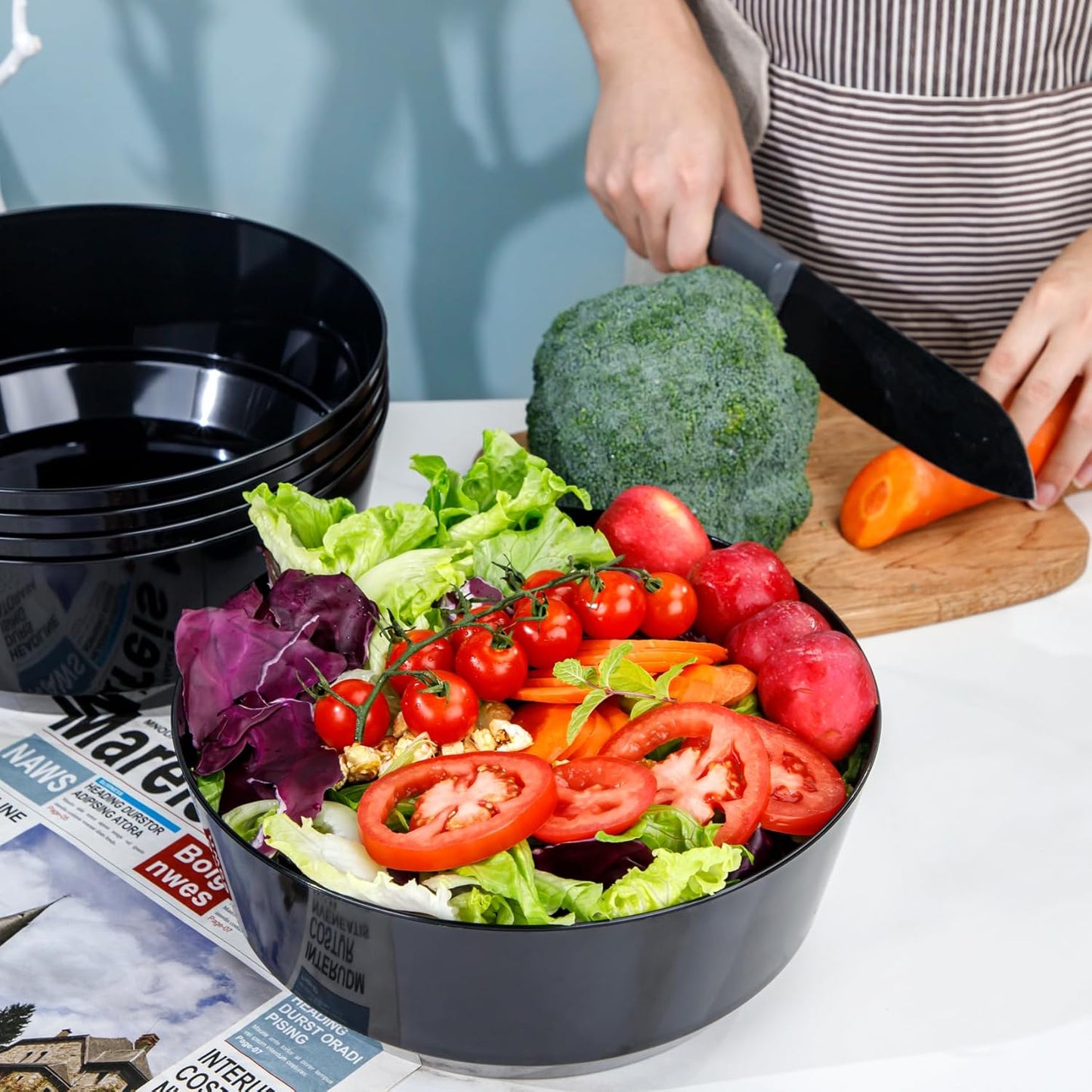 Hioasis 8 Pack Plastic Serving Bowls 128oz Black Plastic Bowls Heavy Duty Disposable Serving Bowls for Party Snack & Salad & Candy & Bar Buffet & New Year