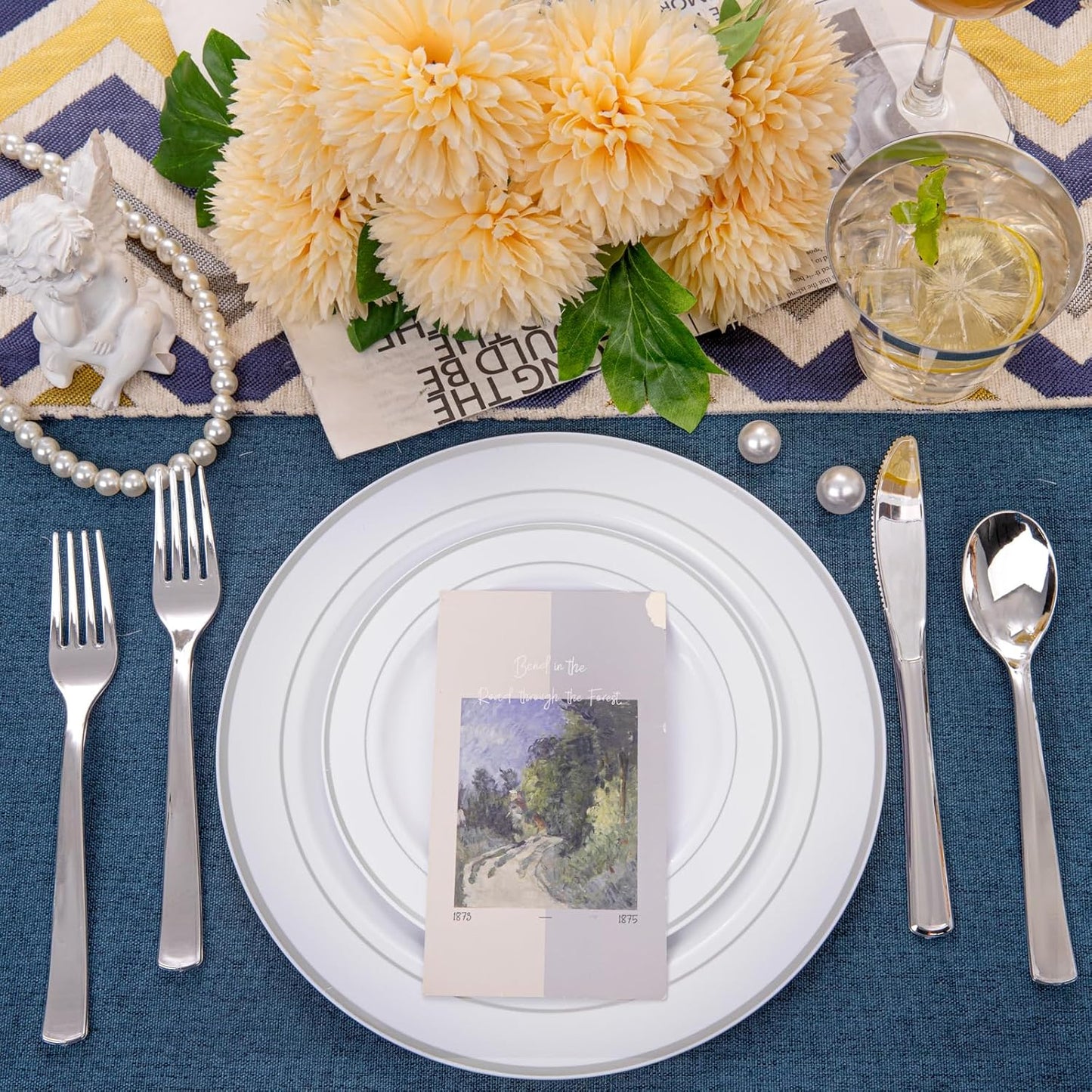 WELLIFE 600 Pcs Sliver Disposable Dinnerware for 100 Guests, Dinnerware Set of 100 Dinner Plates, 100 Salad Plates, 100 Spoons, 100 Forks, 100 Knives, 100 Cups