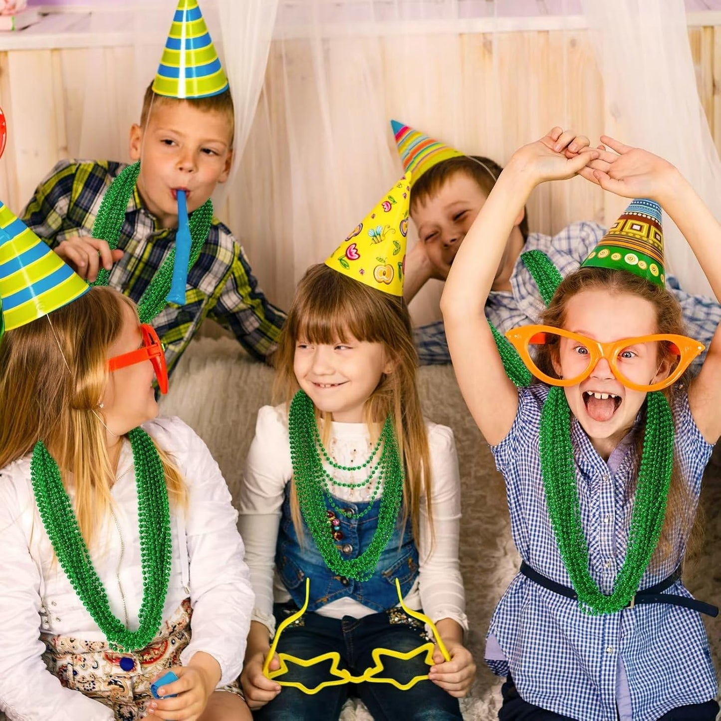 12PCS St Patricks Day Necklace, St Patricks Day Beads Necklace Accessory Set, Mardi Gras St Patricks Costumes Necklaces, Festive Accessories for Mardi Gras St. Patricks Parade Throws Decorations