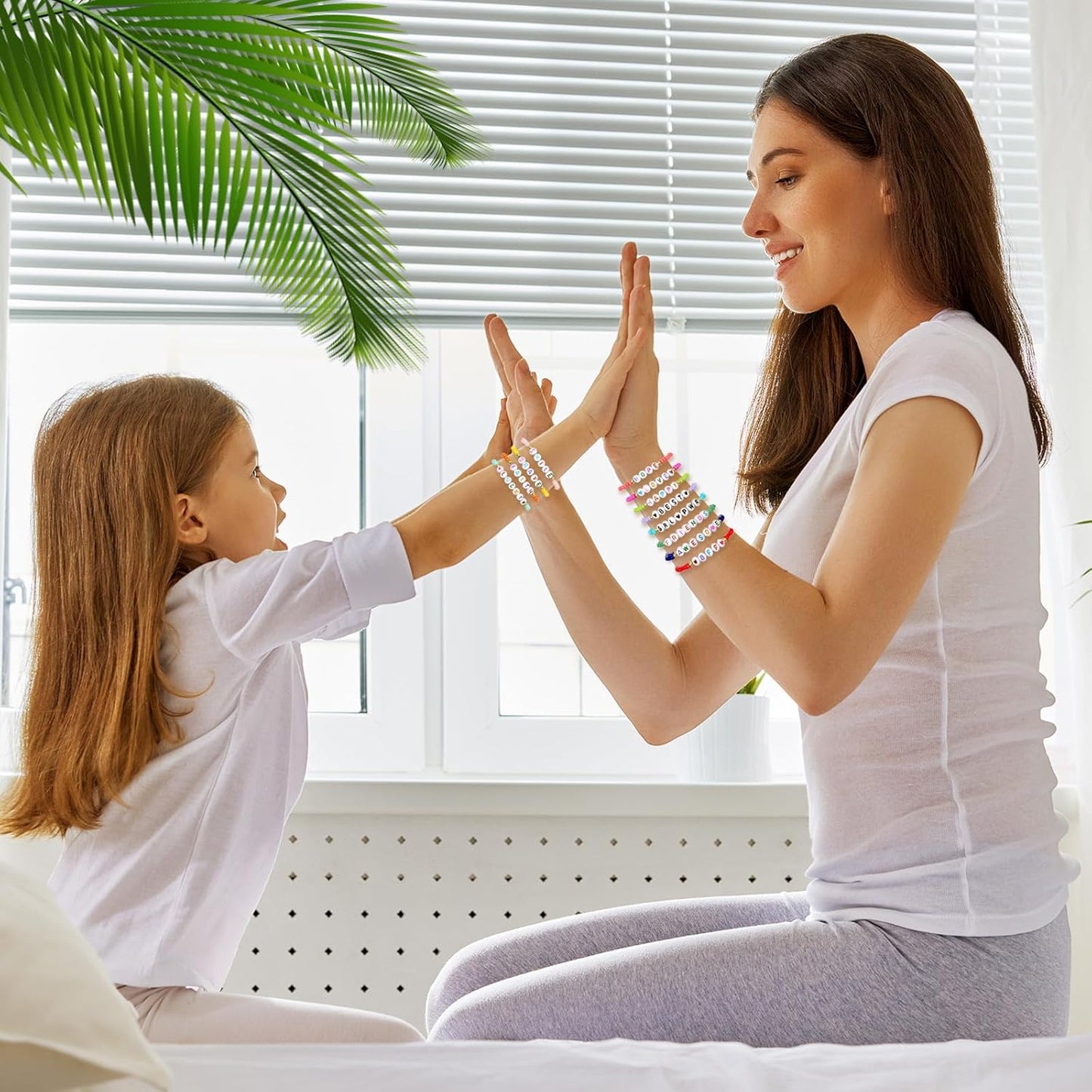 Cunno 36 Pcs Kids Friendship Bracelets for Girls Women Beads Bracelets Surfer Stretch Beaded Cute Colorful jewelry for Birthday Goodie Bag Stuffers Fillers School Gifts Party Favors(Classic Style)