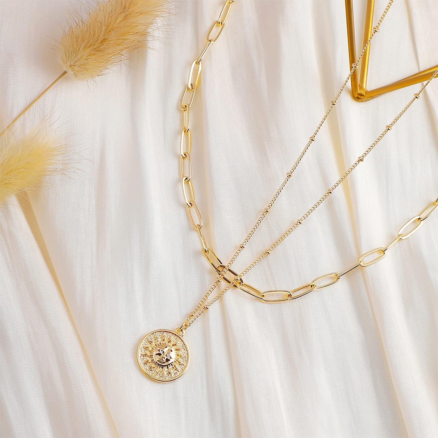 MEVECCO Layered Heart Necklace Pendant Handmade 18k Gold Plated Dainty Gold Choker Arrow Bar Layering Long Necklace for Women