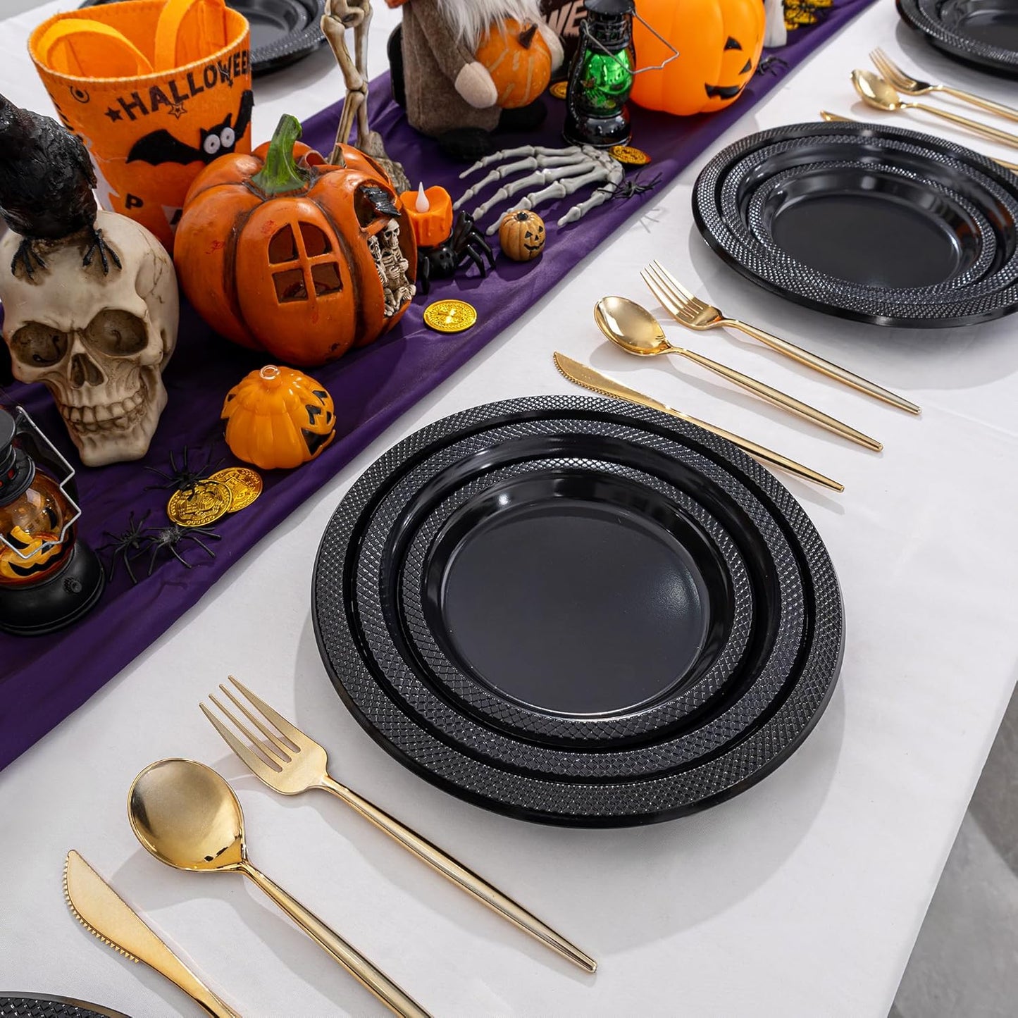 WELLIFE 7 Inch Black Dessert Plates 150 Count, Disposable Plastic Dessert Plates for Party Cake Appetizers Salad Picnic BBQ Halloween