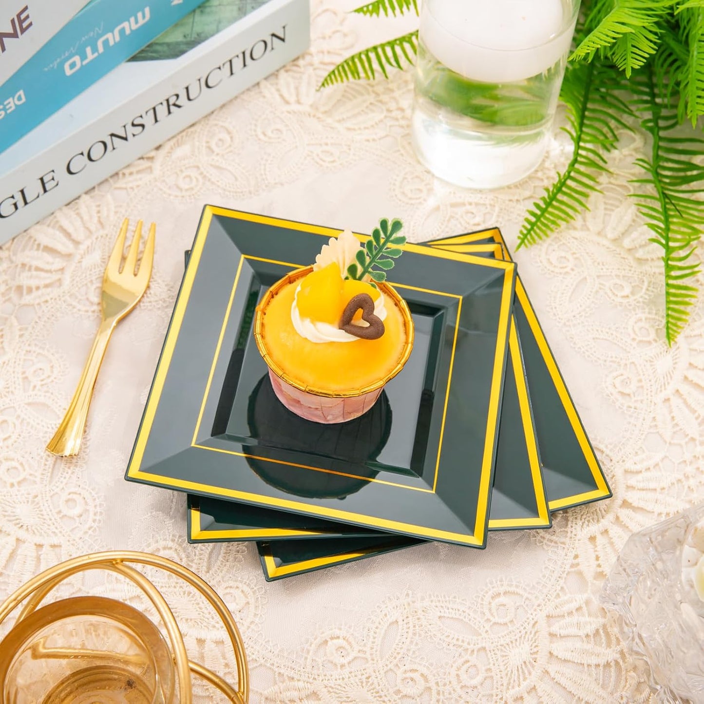 WDF 200PCS Green and Gold Plastic Dessert Plates with Plastic Forks -6’’ 100 Square Disposable Appetizer Plates Small Plates Cake Plates with Gold&100 Green Small Appetizer Forks for Christmas