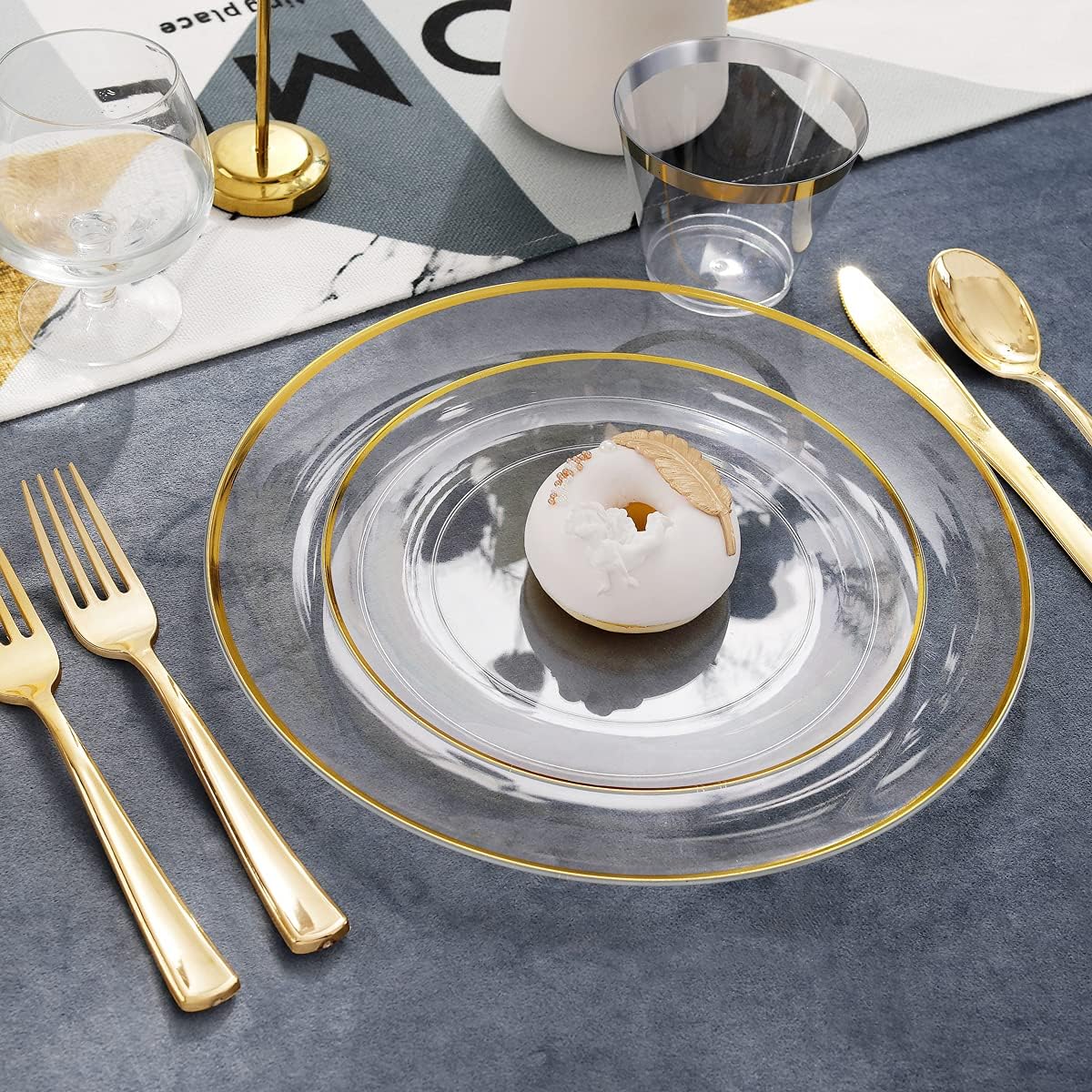 LIYH 120 Pcs Clear Gold Plastic Plates for Party, Crystal Gold Plastic Party Plates, Elegant Disposable Plate Set Included Dinner & Dessert Plate for Wedding Birthday 60 Guests