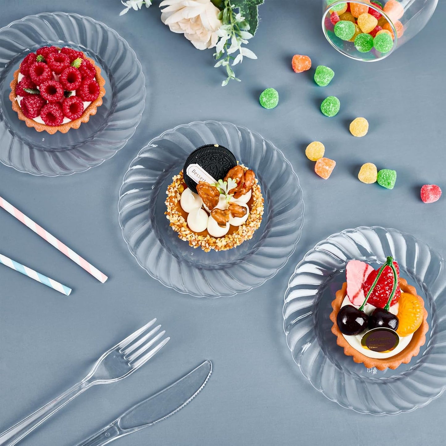 FOCUSLINE 100 Count 6 Inch Clear Plastic Plates, Disposable Heavy Duty Salad Dessert Plates- Premium Hard Plastic Plate Fancy Disposable Clear Plate for Weddings, Parties and Events