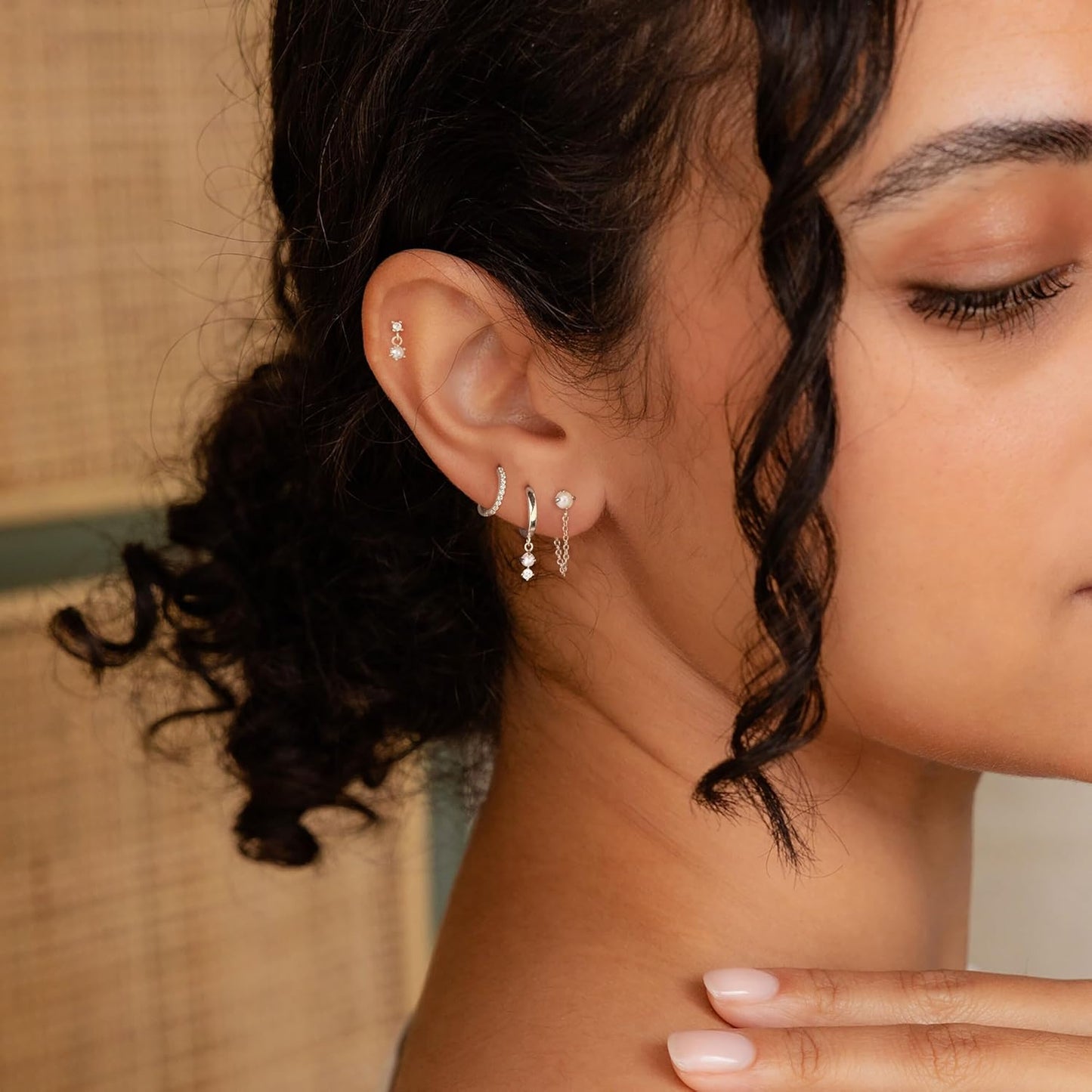 Gold Earrings for Women, 14k Gold Plated Dangle Huggie Earrings for Women Trendy Dainty Gold Hoop Earring Stacks Hypoallergenic Pearl Chain Drop Cartilage Earring Fashion Womens Jewelry