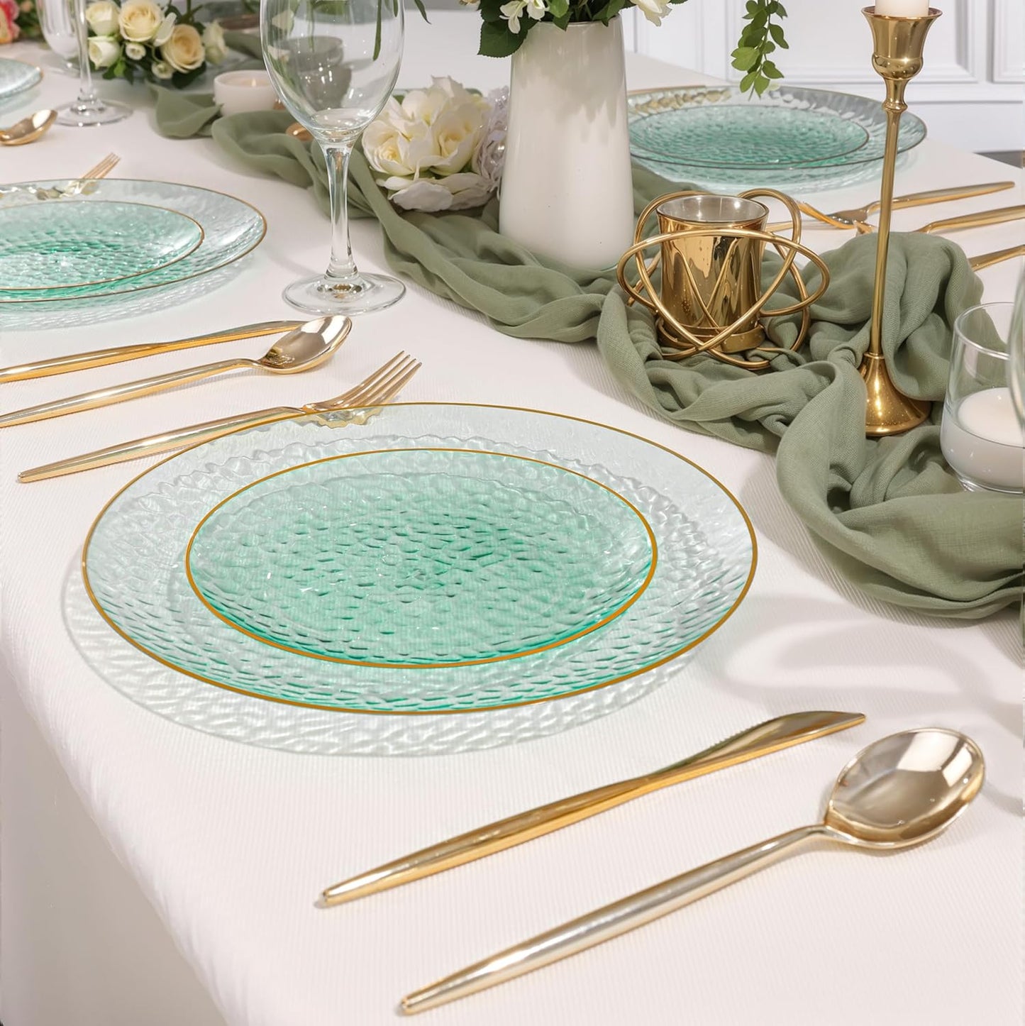SUT 100Pcs Green Plastic Plates, Hammered Plates Disposable Heavy Duty, Green Disposable Plates With Gold Rim, Fancy Plastic plates Include 50 Dinner and 50 Dessert plates for Wedding
