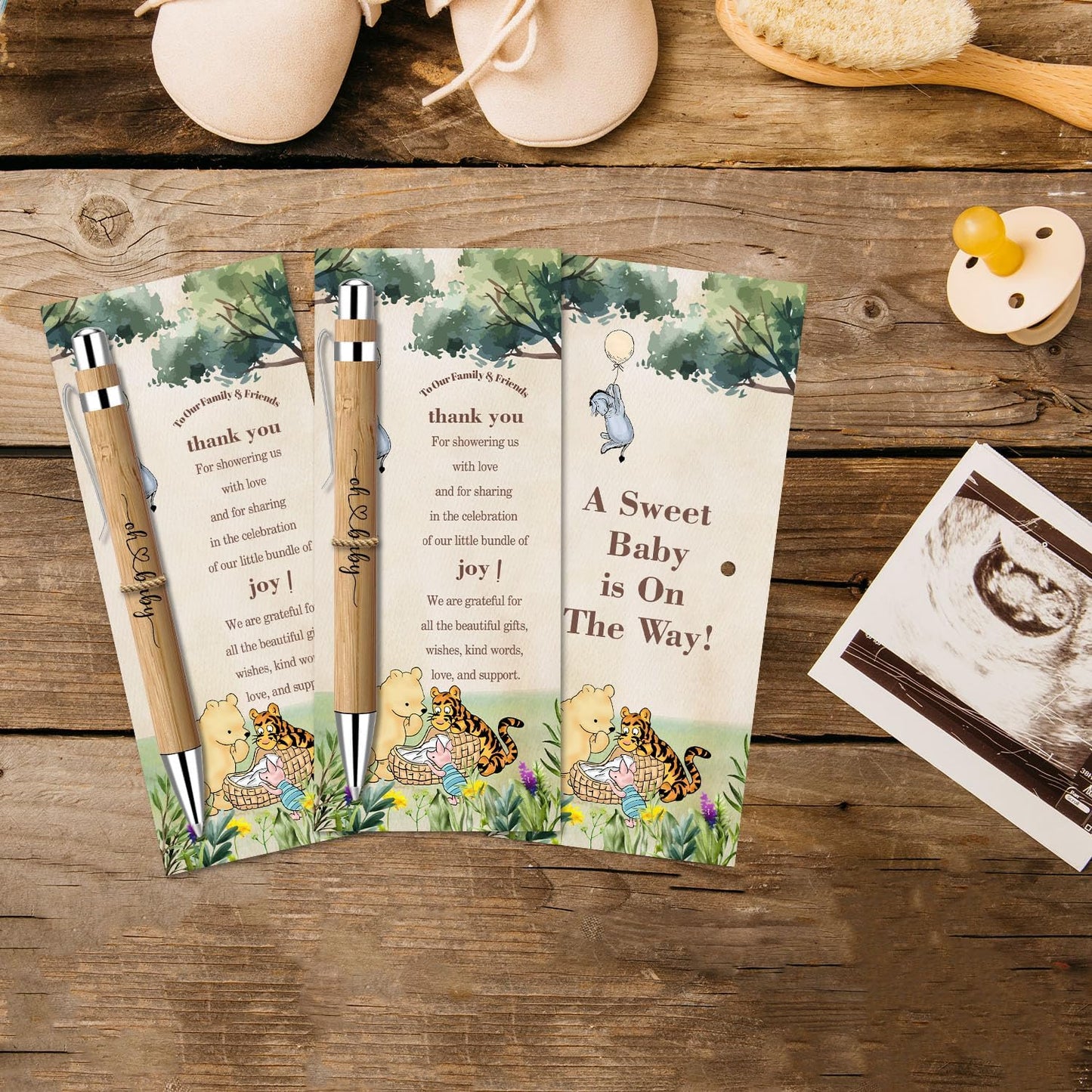 30 Pieces Baby Shower Gifts for Guests, Winnie Baby Shower Sets, Included Bamboo Pens Greeting Cards for Games, Gender Reveal Souvenirs Prizes, Winnie Baby Shower Decorations