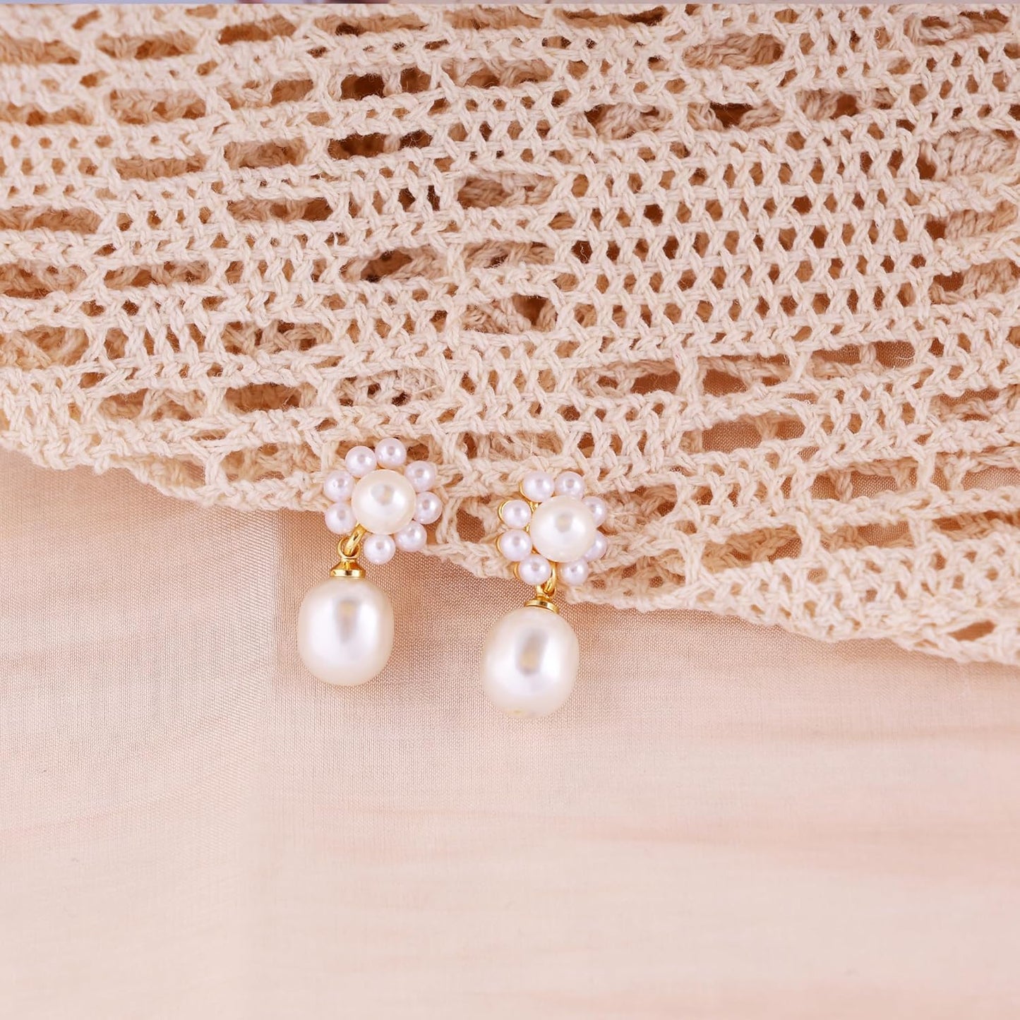 SELSHE Dangle Earrings for Women, 14k Gold Plated Pearl Drop Earring Dainty Gold Earrings for Women Trendy Cute Prom Bridal Earring Long Wedding Pearl Earring Formal Jewelry