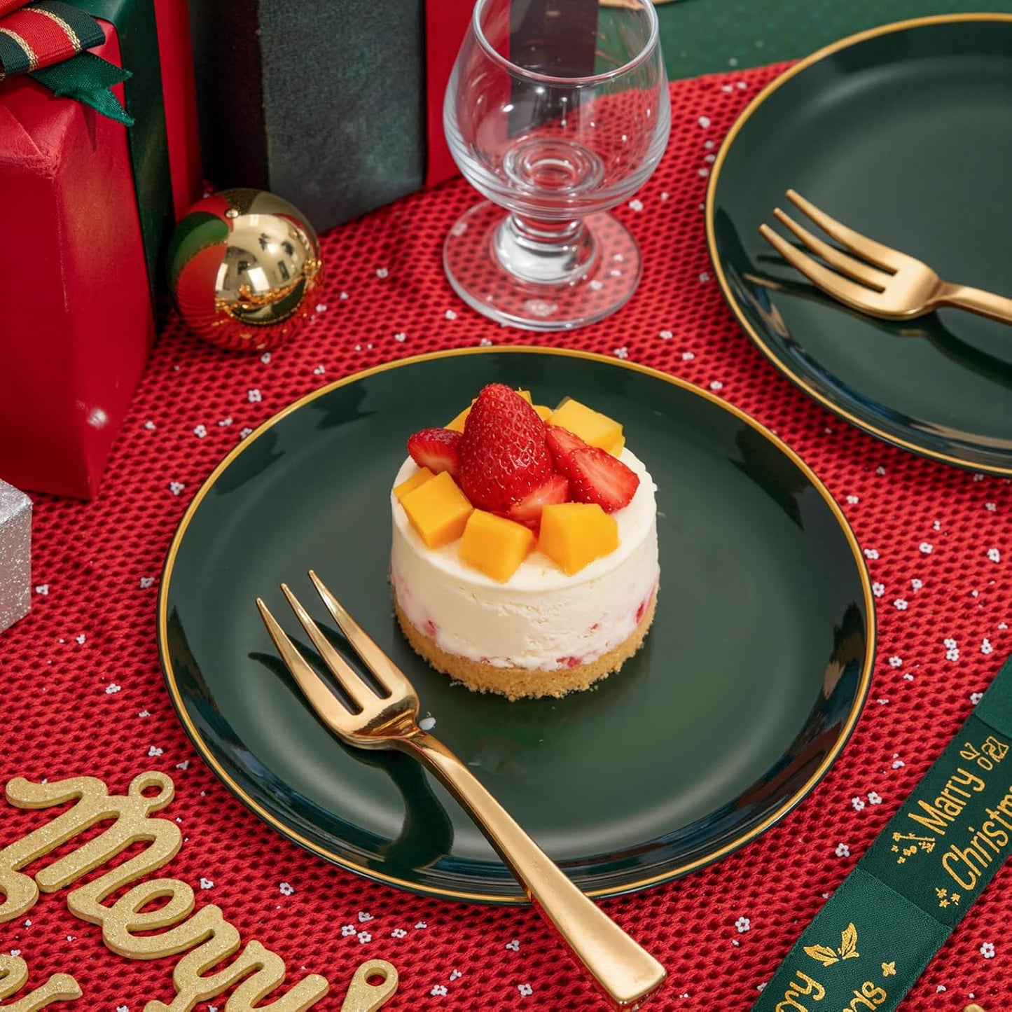 Festiva 200Pcs Green Dessert Plates 6.3" with Plastic Forks 5"- Small Disposable Plates- Dessert/Cake/Appetizer Plastic Plates include 100Plates 100Forks for Christmas Party&New Year