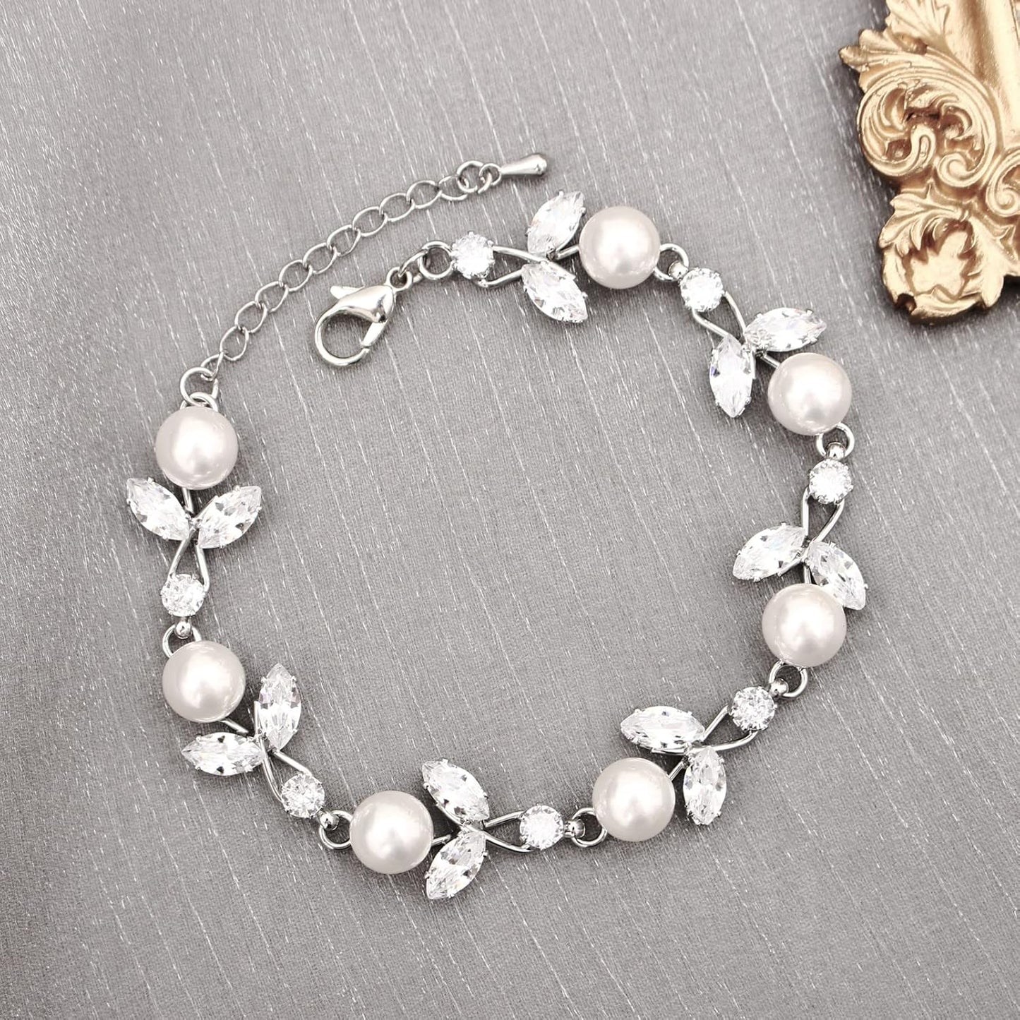 Luxury Cubic Zirconia Aurtrian Crystal Pearl Floral Necklace Dangle Earrings Wedding Bridal Jewelry Set Birthday Gifts for Her