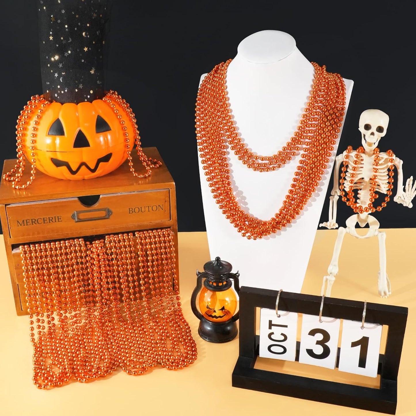 SHAOQINLIN 100 PCS Orange Bead Necklace, Orange Mardi Gras Beads, Halloween Necklaces, 33 Inch Party Beads Round Beaded Necklace for Mardi Gras, Christmas, Halloween
