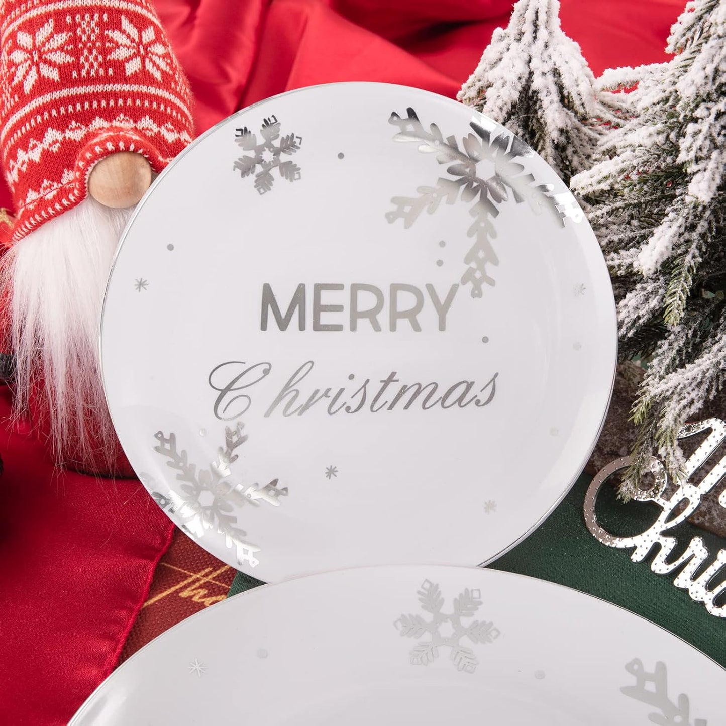 KIRE 25 Guest Christmas Plates - White Plastic with Silver Snowflake Design, Disposable Silverware & Clear Cups for Christmas Party Supplies