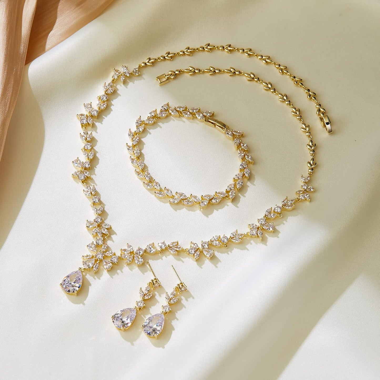 Crysdue Wedding Jewelry Set for Women, Floral Leaf Vine Teardrop Necklace Dangle Earrings Bracelet and Hair Comb, Cubic Zirconia Elegant Party Prom Jewellery for Bridal Bridesmaid