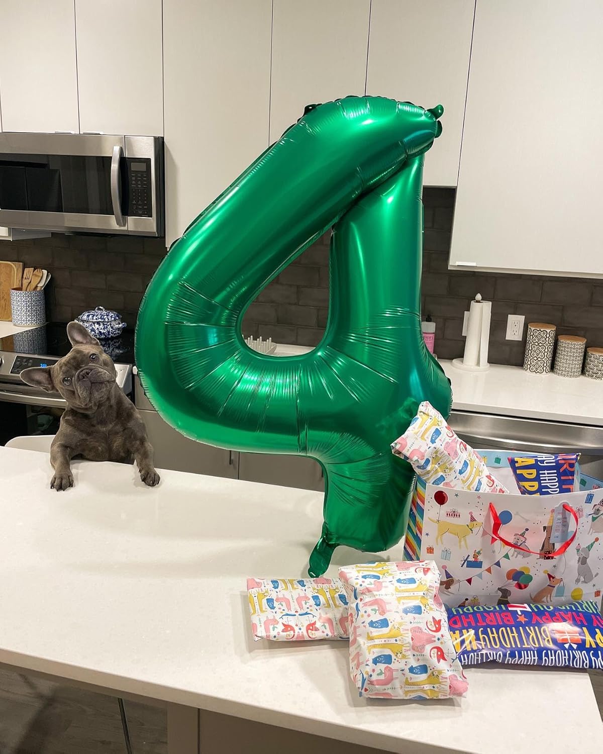 Green Number 40 Balloon 40 inch, 40th Green Birthday Decorations, 40 Year Old Women Men Party Supplies, St. Patrick's Day Games Theme Birthday Deco