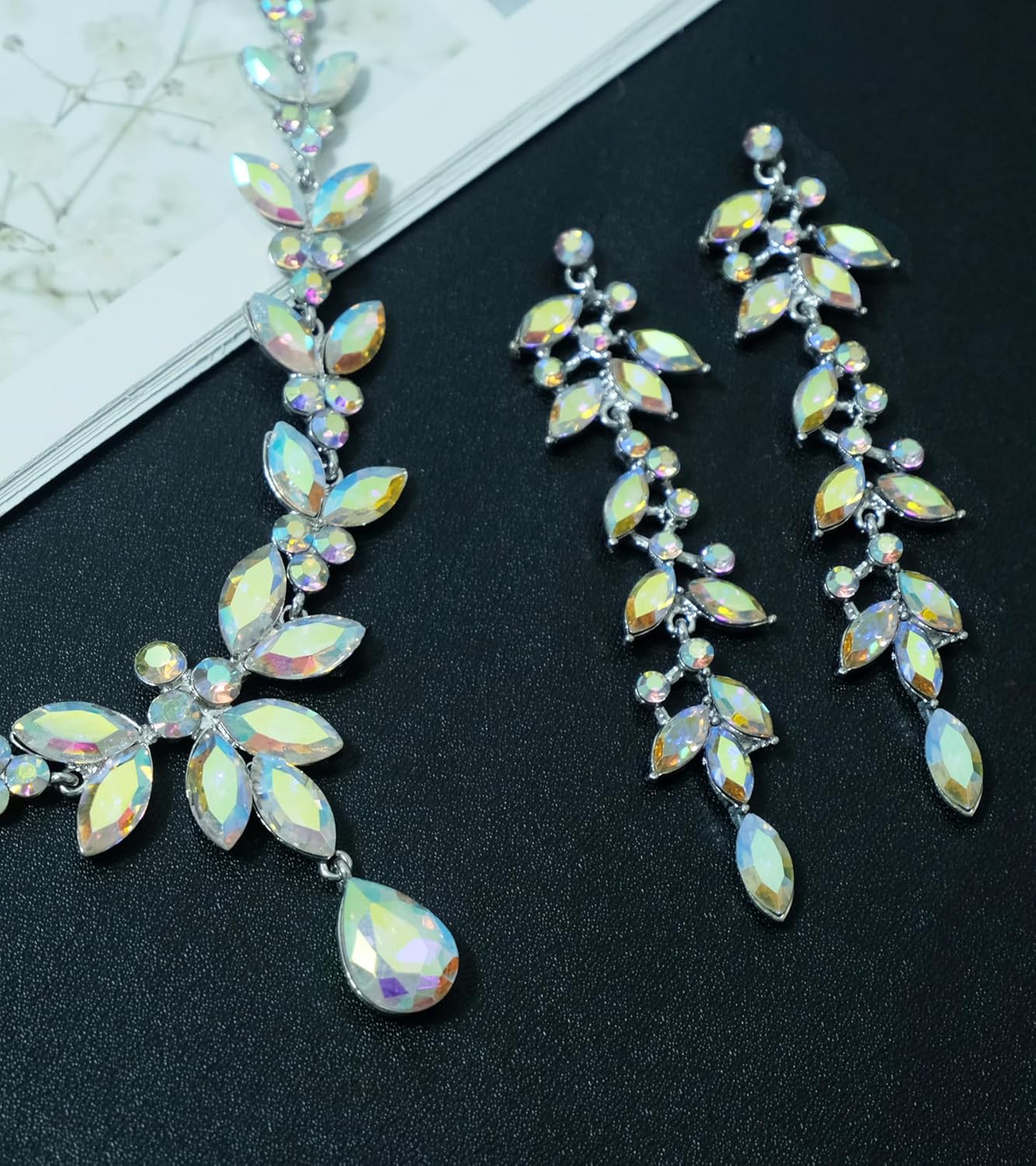 CSY 4 Pcs Elegant Bridal Jewelry Sets Austrian Marquise Crystal Wedding Necklace Dangle Earrings Tennis Bracelet Ring Set for Bride Women Costume Accessories