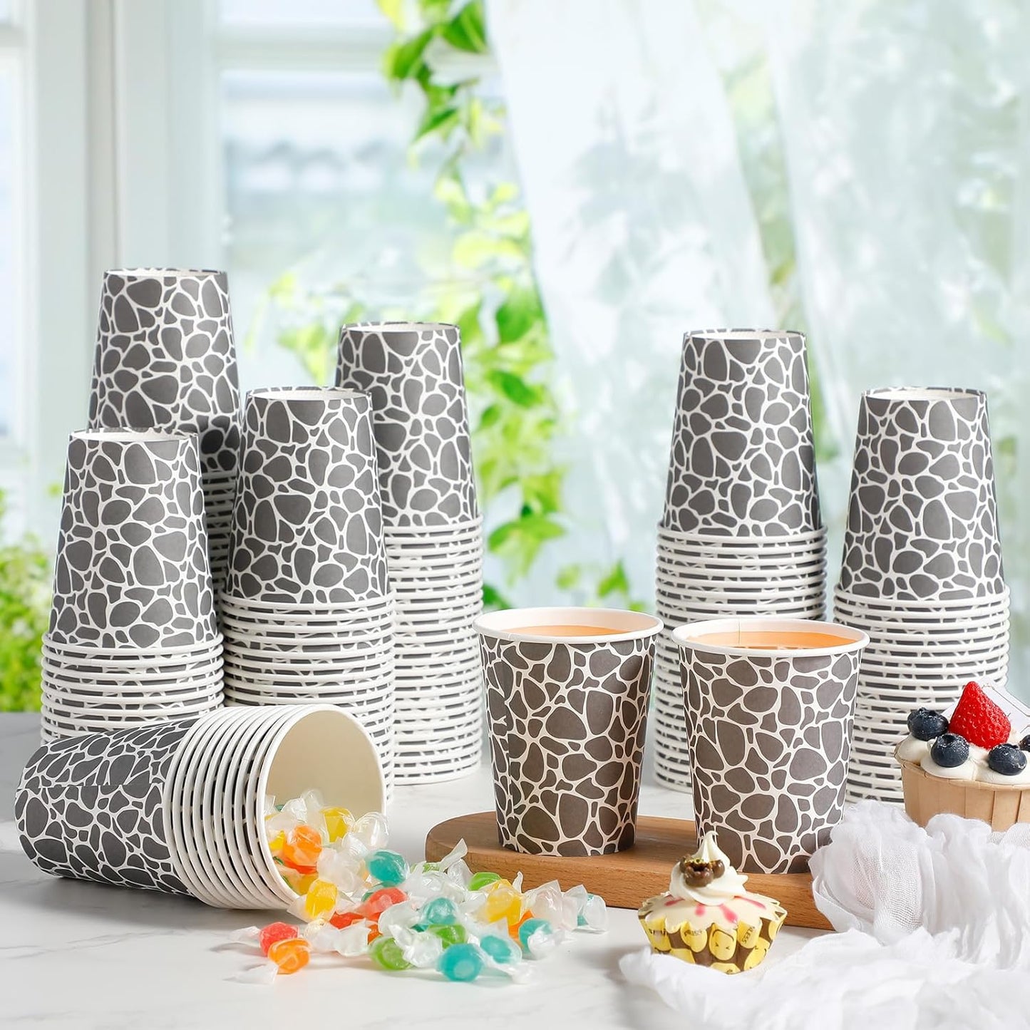 Patelai 150 Pack 9 oz Paper Disposable Coffee Cups 9 oz Geometric Hot or Cold Beverage Drinking Cup for Water Juice Coffee or Tea