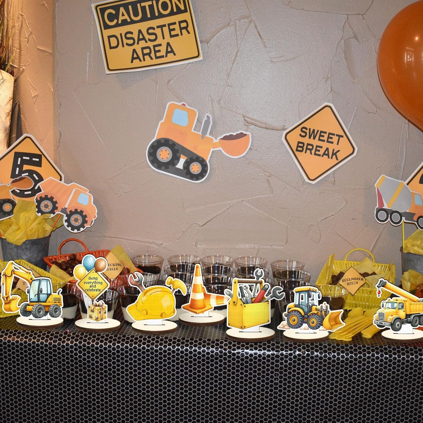 16 Pcs Wooden Construction Party Table Centerpiece Excavator Tractor Tabletop Detachable Sign Display Decoration Orange Black Yellow Baby Shower Birthday Table Toppers Photo Props Favor Supplies