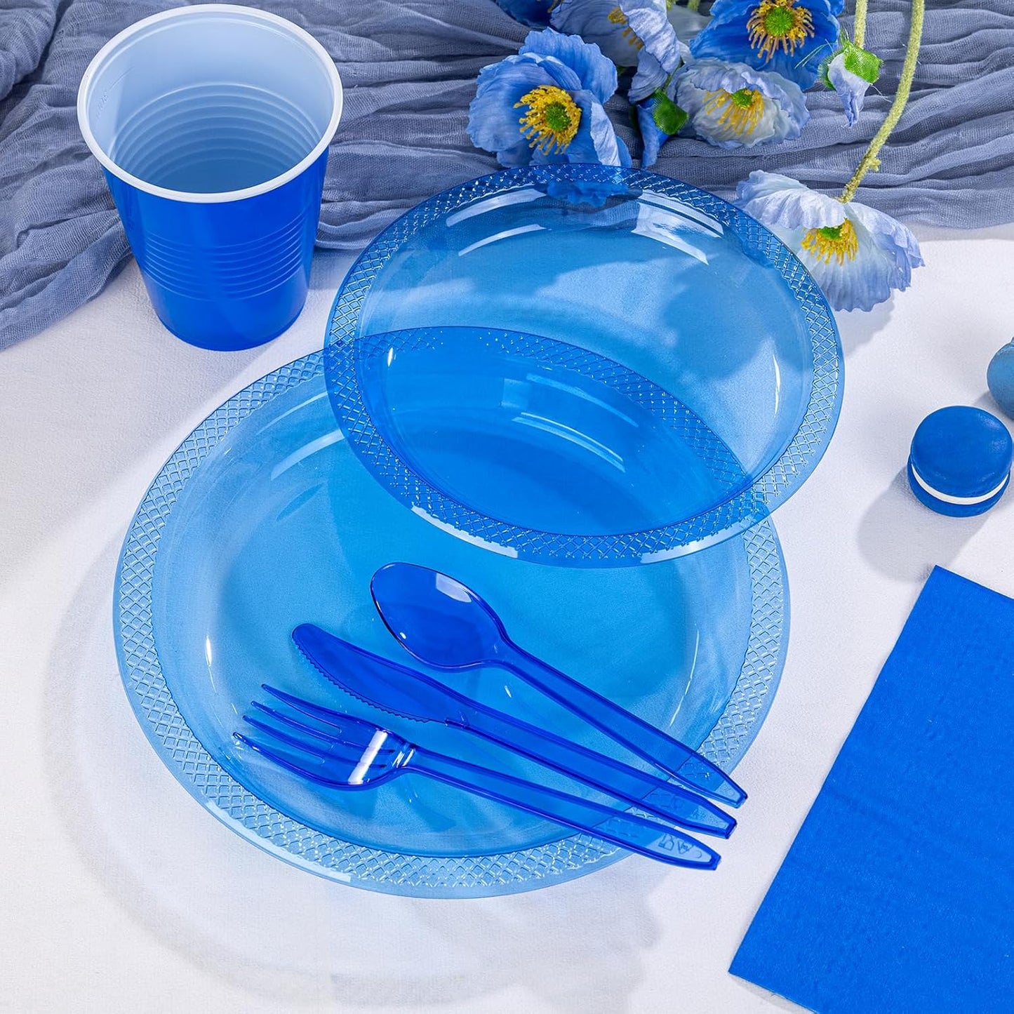 WELLIFE 210Pcs Clear Blue Plastic Plates,Blue Plastic Dinnerware Set,Party Supplies Including Clear Plates, 12OZ Cups, plastic Cutlery and Paper Napkins Serve 30 Guests, Disposable Plates for Party
