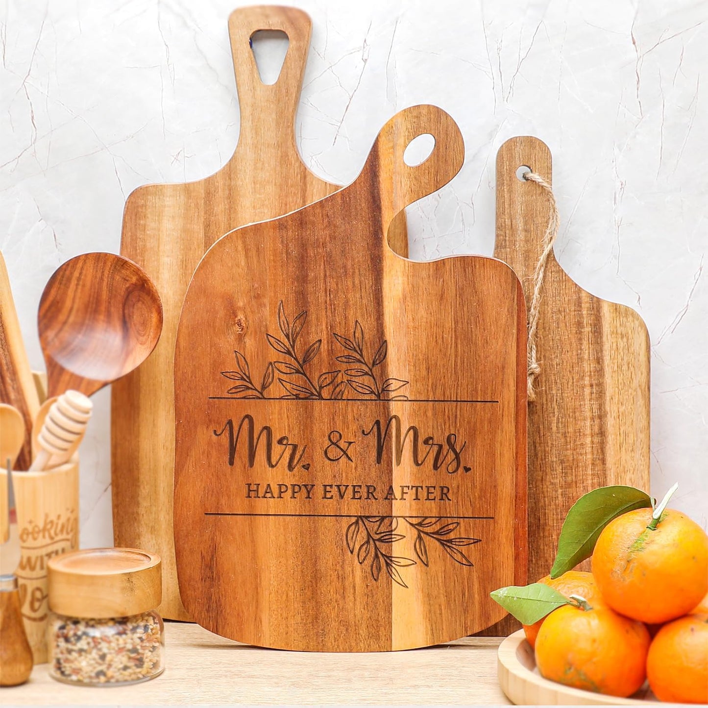 Wedding Gifts for Couples 2025,Bride Shower Gifts,Anniversary Engagement Gift,Mr and Mrs Cutting Board Basket Set
