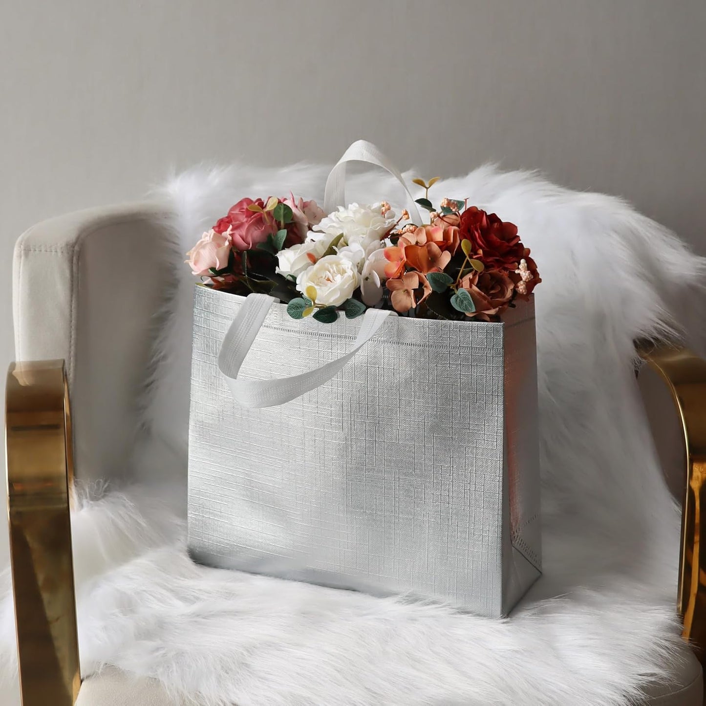 cabzymx 25 Pcs Silver Reusable Gift Bags with Metallic Design, Non-woven Gift Bag Bulk with Handles, Glossy Party Bags for Wrapping Gifts, Birthday, Wedding, Parties, Graduation-12.6x4.7x11 In