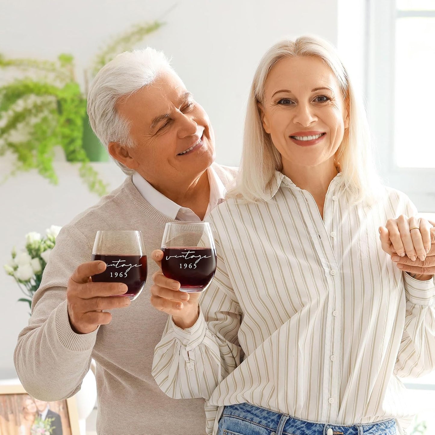 AW BRIDAL 60th Birthday Gifts for Women, 60th Birthday Decorations for Her, Vintage 1965 Wine Glasses 60 Year Old Birthday Gifts for Women Friend Sister Mom, Anniversary Wedding Gift for Couples