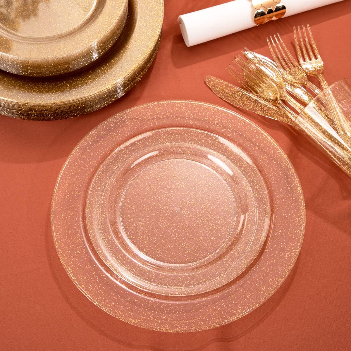 I00000 102PCS Gold Glitter Plastic Plates, Gold Glitter Disposable Plates Clear Plastic Party Plate Include 51 Dinner Plate 10.25" and 51 Dessert Plate 7.5" for Parties &Wedding