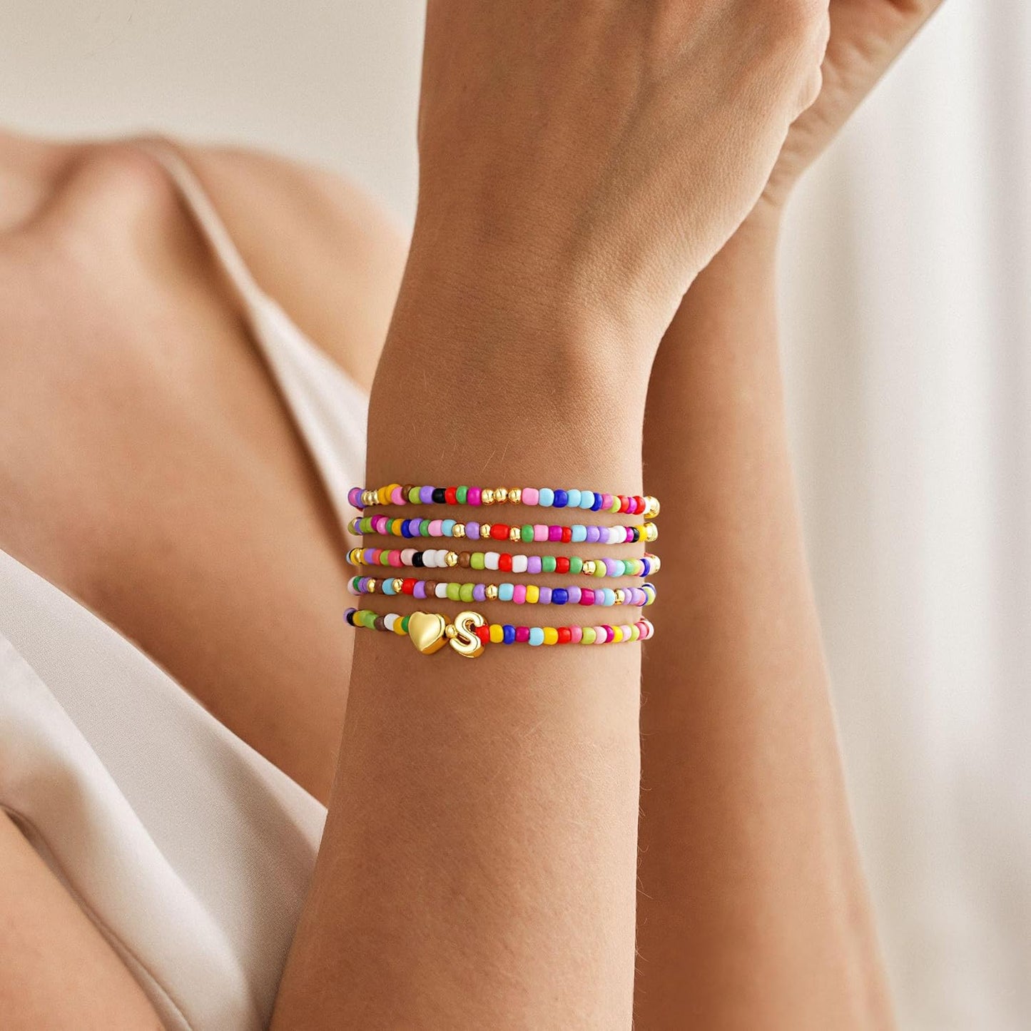 M MOOHAM Stocking Stuffers for Kids Girls Teen - 5PCS Colorful Beaded Initial Bracelets for Women Girls, Cute Stretch Heart Letter Bohemian Stackable Bracelet Birthday Gifts Jewelry for Kids Teen Girl