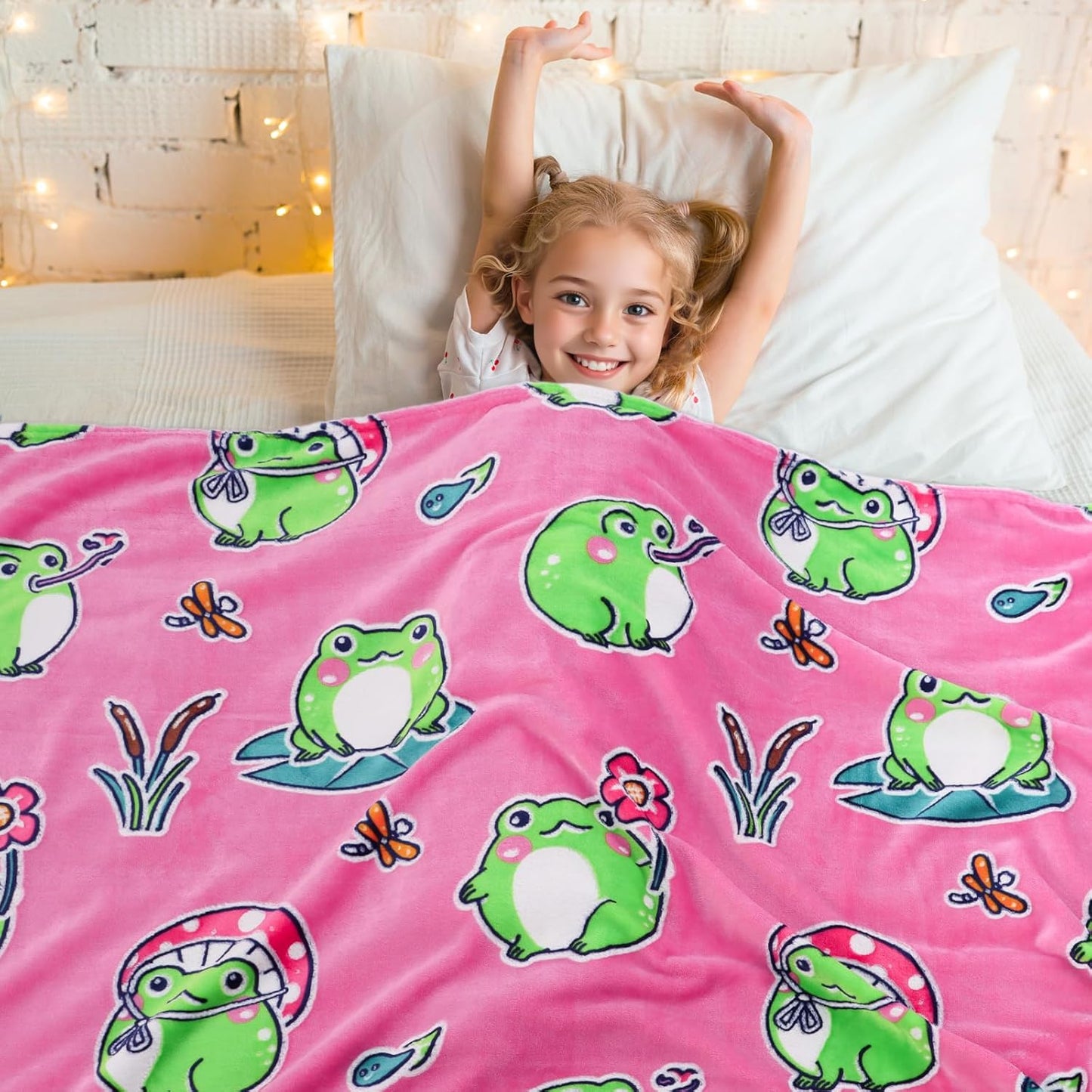 Frog Gifts Toys for Girls Women - Glow in The Dark Kids Blankets for Girls Soft Cozy Pink Frog Throw for Bedroom Decor Birthday Presents for Kids 60"x80"