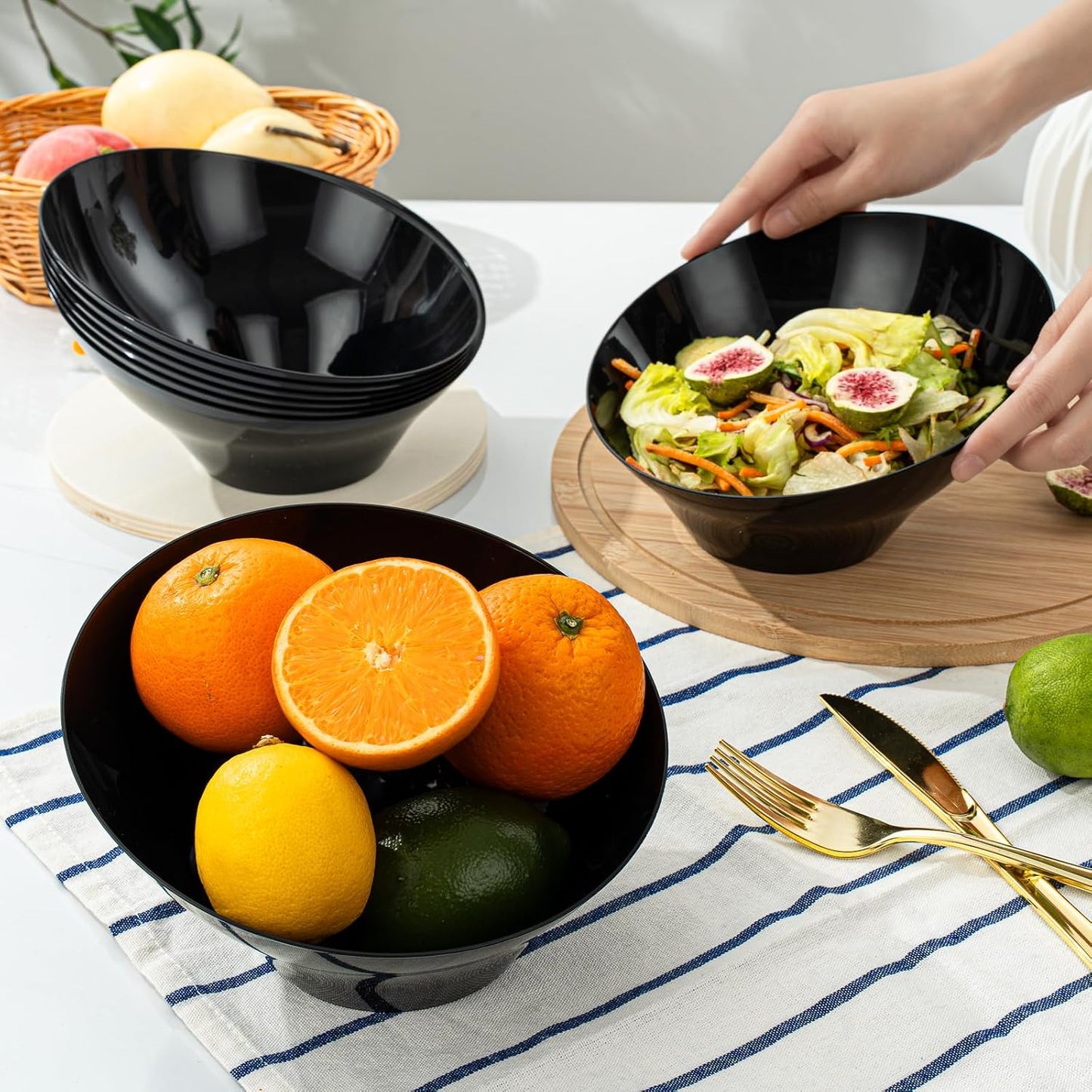 Goodluck 5 Pack Black Plastic Serving Bowls for Party - 20 OZ Angled Disposable Serving Bowls for Wedding Party Chip, Candy, Salad & Fruit