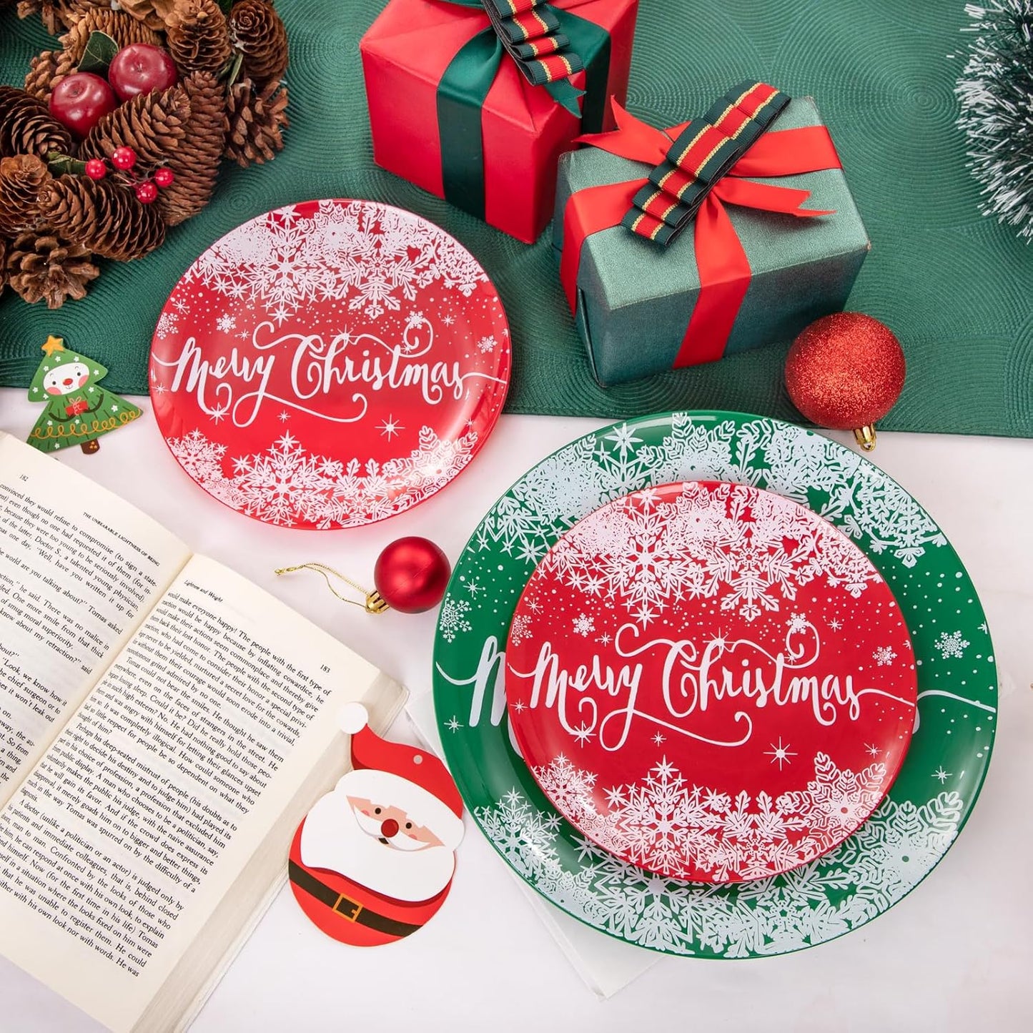 Rubtlamp 60Pcs Christmas Plastic Plates, Red Disposable Plates with Snowflake, Green Plastic Plates, Christmas Party Plates Include 30 Red Dessert Plates, 30 Green Dinner Plates