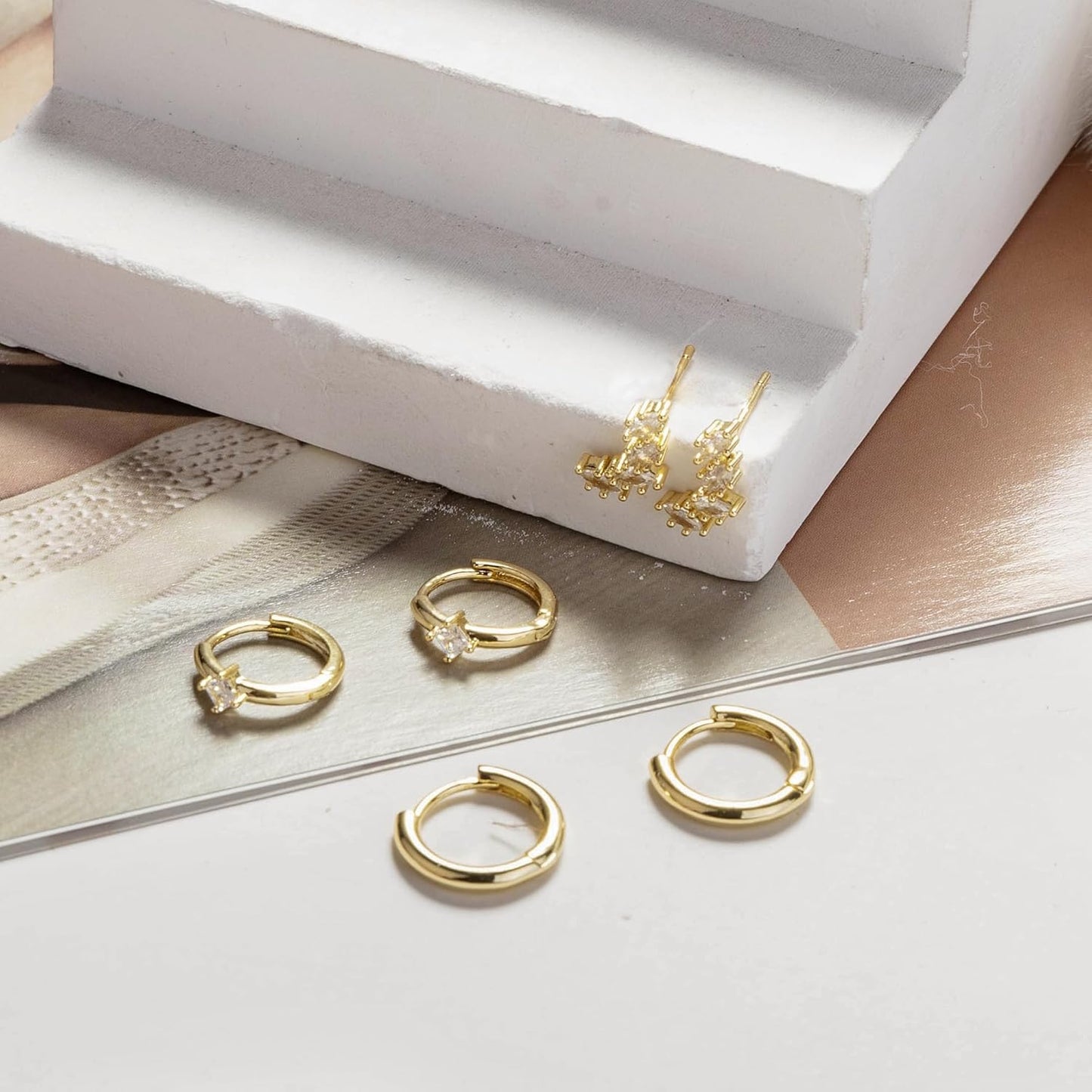 Gold Earrings for Women, 14k Gold Plated Dangle Huggie Earrings for Women Trendy Dainty Gold Hoop Earring Stacks Hypoallergenic Pearl Chain Drop Cartilage Earring Fashion Womens Jewelry