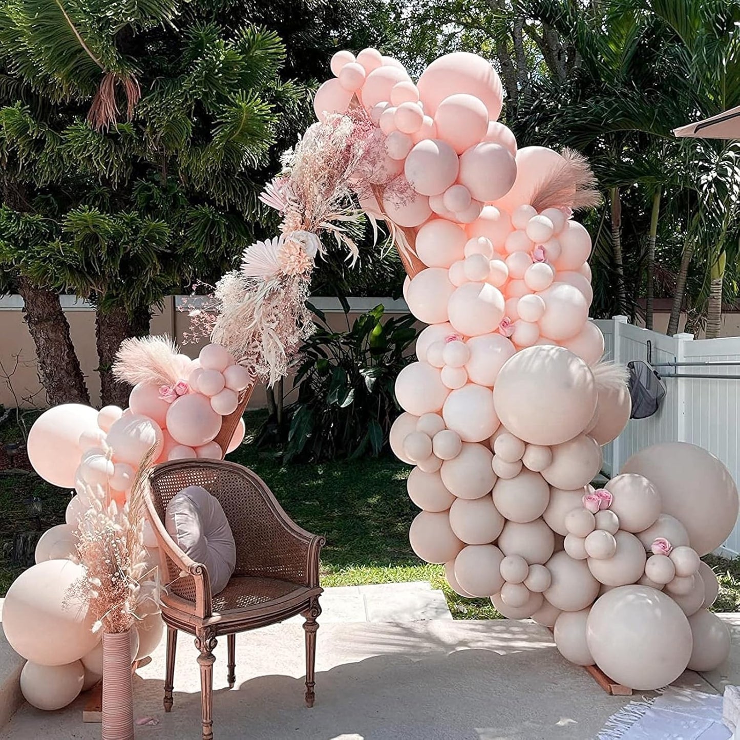 PartyWoo Beige Balloons 140pcs Different Sizes of 18 12 10 5 Inch Boho Cream Ivory Neutral Balloon Arch Kit Garland for Wedding Bridal Graduation Baby Shower Birthday Party Decorations White-F60