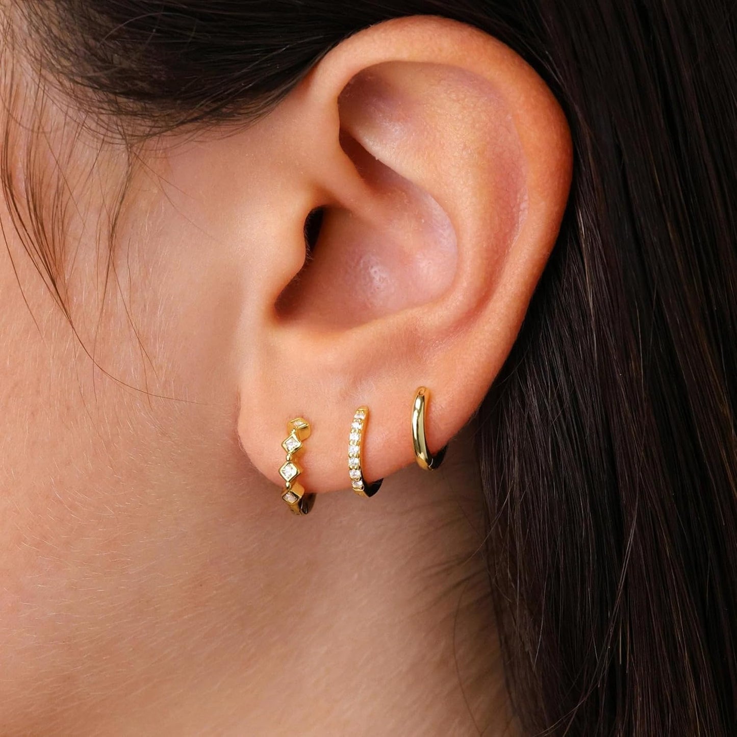 Gold Earrings for Women, 14k Gold Plated Dangle Huggie Earrings for Women Trendy Dainty Gold Hoop Earring Stacks Hypoallergenic Pearl Chain Drop Cartilage Earring Fashion Womens Jewelry