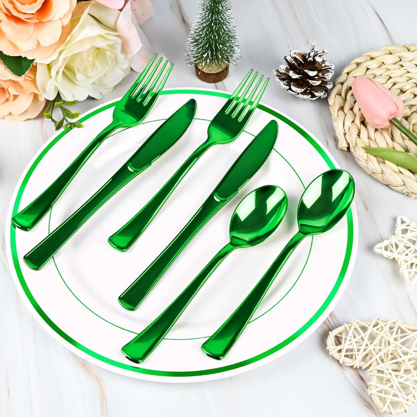 100Pack Pre Rolled Green Plastic Silverware - Wrapped Green Disposable Cutlery with Napkins, Pre Rolled Plastic Cutlery Set, Disposable Silverware with Dinner Napkins for St Patrick's Day