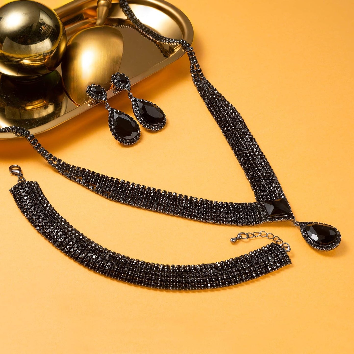 3/4 Pieces Women Jewelry Set Rhinestone Tiara Crown Necklace Bangle Bracelet Artificial Crystal Teardrop Dangle Earrings and Artificial Rhinestone Handbag for Wedding Party