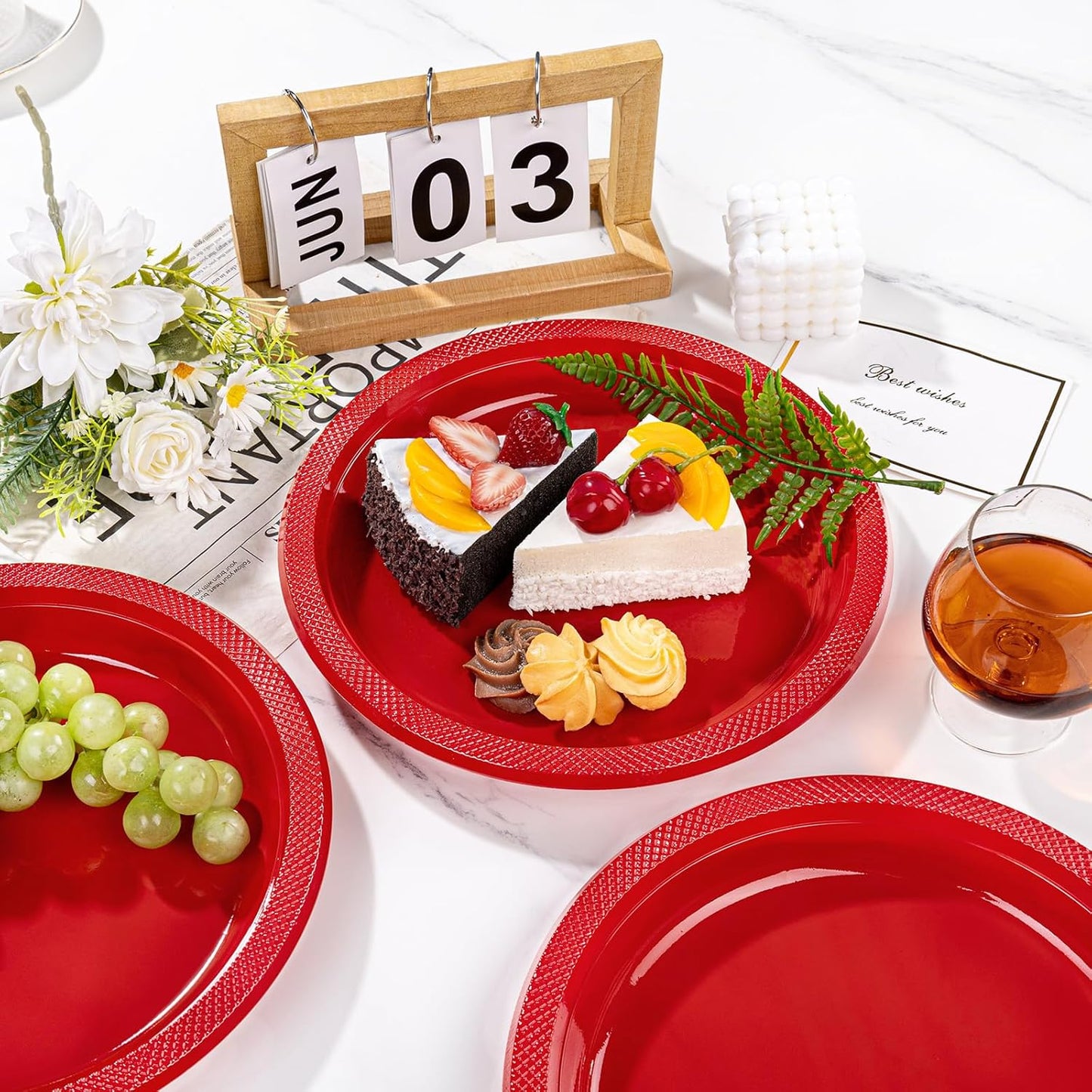 WELLIFE 10 Inch Plastic Plates Red 50 Count Disposable Plate for Party, Large Big Plates for Dinner Party Supplies Birthday Camping BBQ Baby Shower