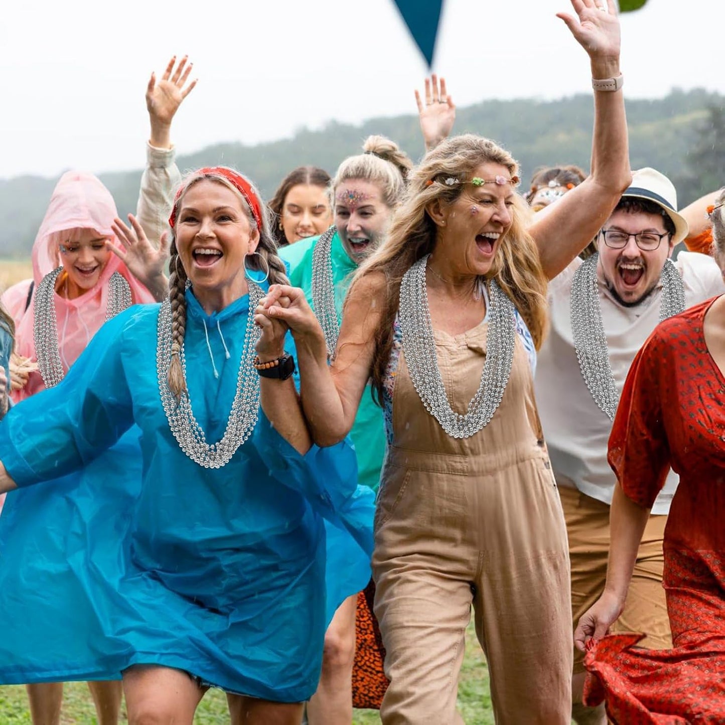 SHAOQINLIN 144 PCS Silver Bead Necklace, Silver Mardi Gras Beads Christmas Necklace, 4th of July Necklaces, 33'' Silver Party Beads for Patriotic Day, Mardi Gras, Christmas, Carnival Party Favors