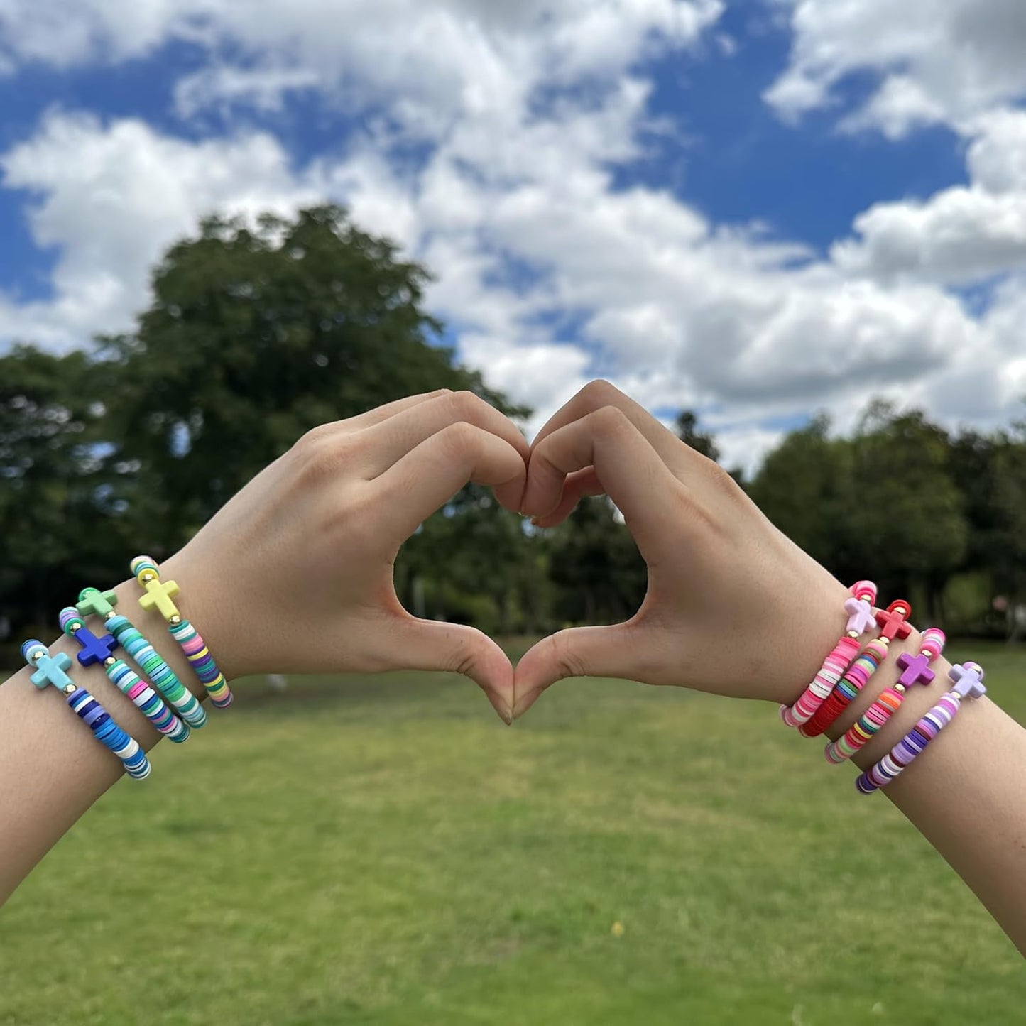 Friendship Bracelets Boho Stackable Bracelets for Women Surfer Heishi Clay Bead Bracelets Stretch Preppy Bracelets Colorful Boho Bracelets for Women