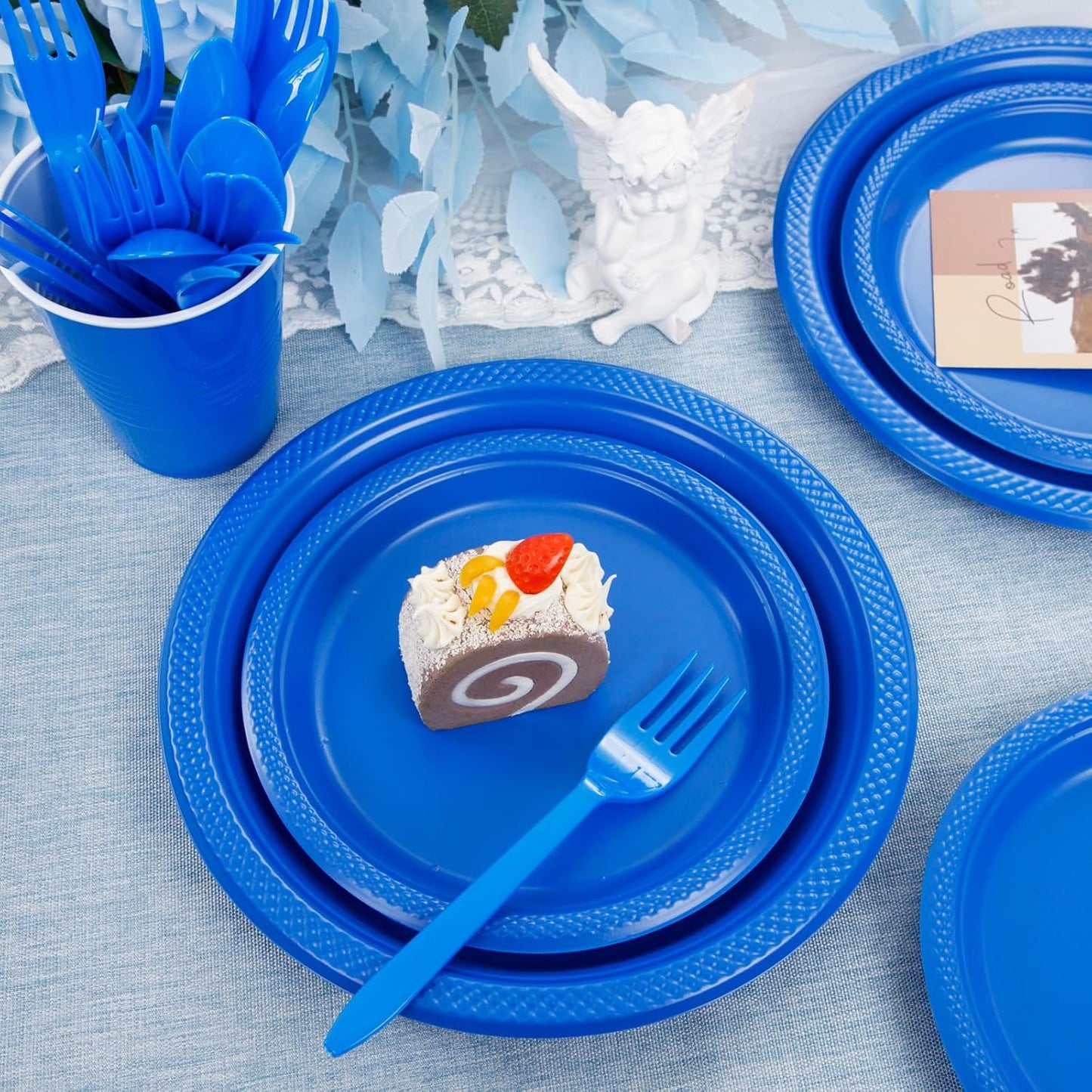 MirthMood 350 Pieces Blue Party Supplies, Disposable Dinnerware Set, Including Blue Plastic Plates and Napkins, Plastic Cutlery and 12OZ Cups