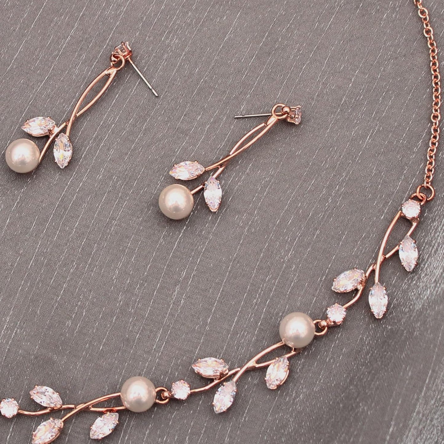 Luxury Cubic Zirconia Aurtrian Crystal Pearl Floral Necklace Dangle Earrings Wedding Bridal Jewelry Set Birthday Gifts for Her